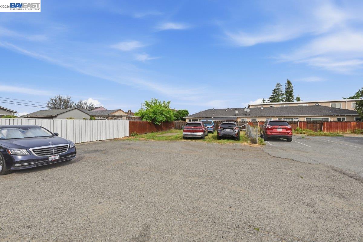 Detail Gallery Image 10 of 28 For 1617 Pacific Ave, San Leandro,  CA 94577 - – Beds | – Baths