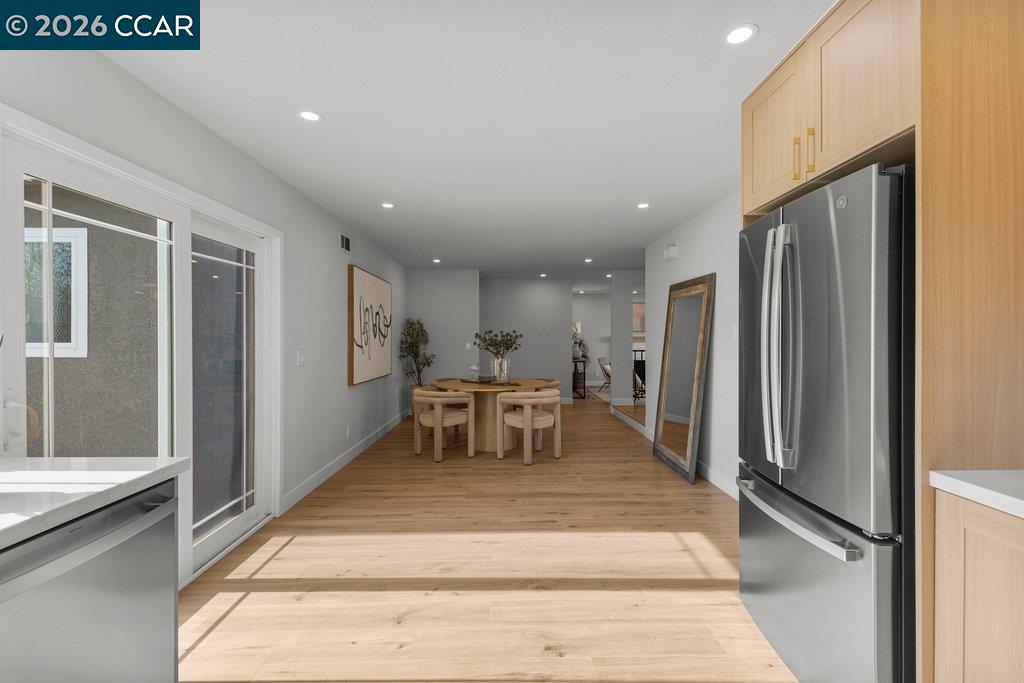 Detail Gallery Image 8 of 33 For 51 Sota Pl, San Ramon,  CA 94583 - 4 Beds | 2 Baths