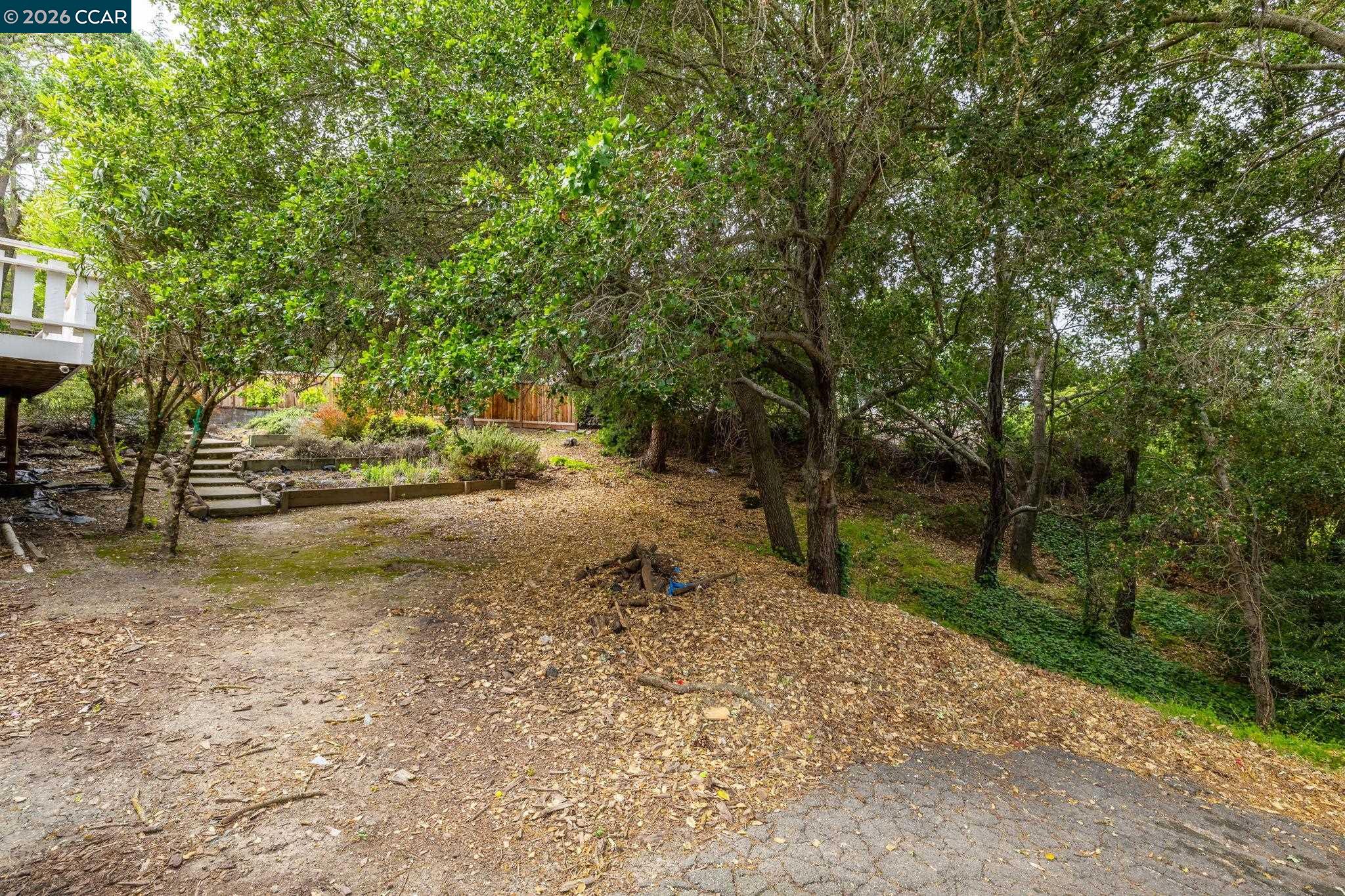 Detail Gallery Image 24 of 28 For 829 Reliez Station Rd, Lafayette,  CA 94549 - 4 Beds | 2/1 Baths