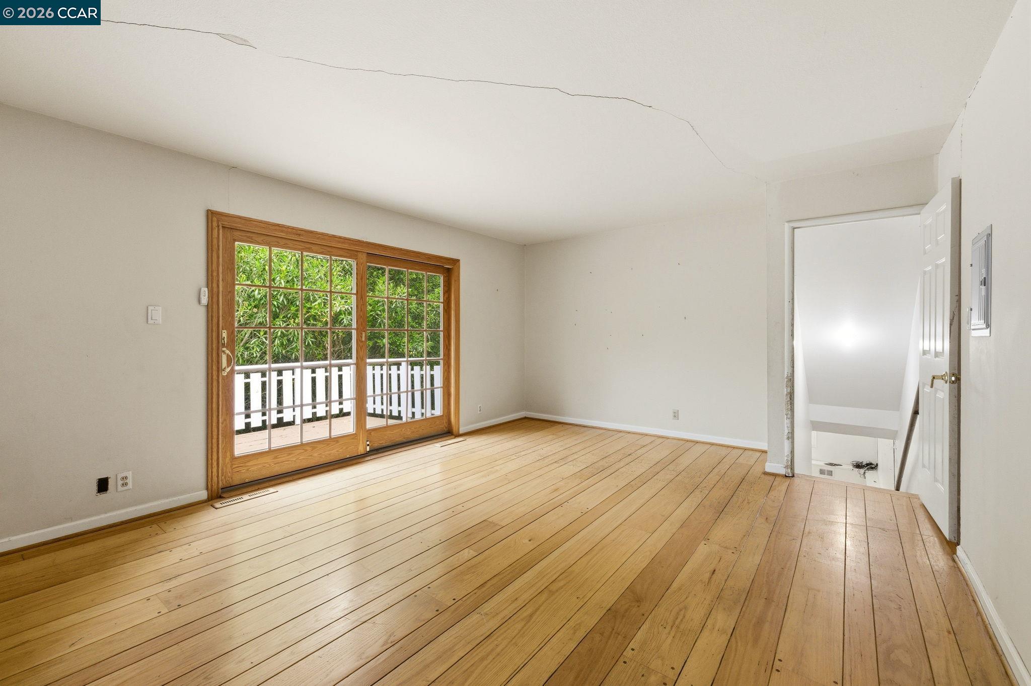 Detail Gallery Image 4 of 28 For 829 Reliez Station Rd, Lafayette,  CA 94549 - 4 Beds | 2/1 Baths