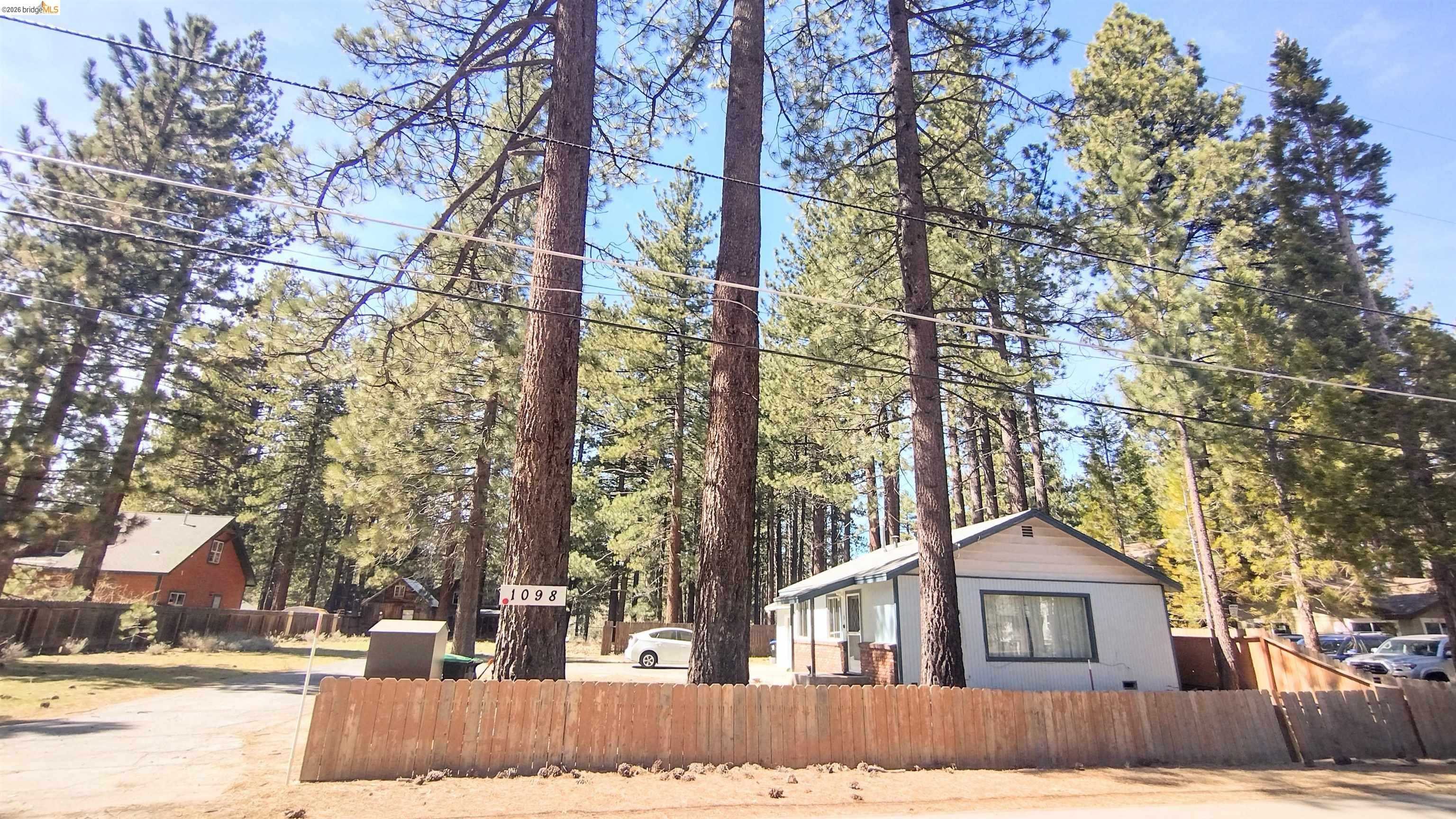 Detail Gallery Image 23 of 27 For 1098 4th St, South Lake Tahoe,  CA 96150 - 2 Beds | 2 Baths