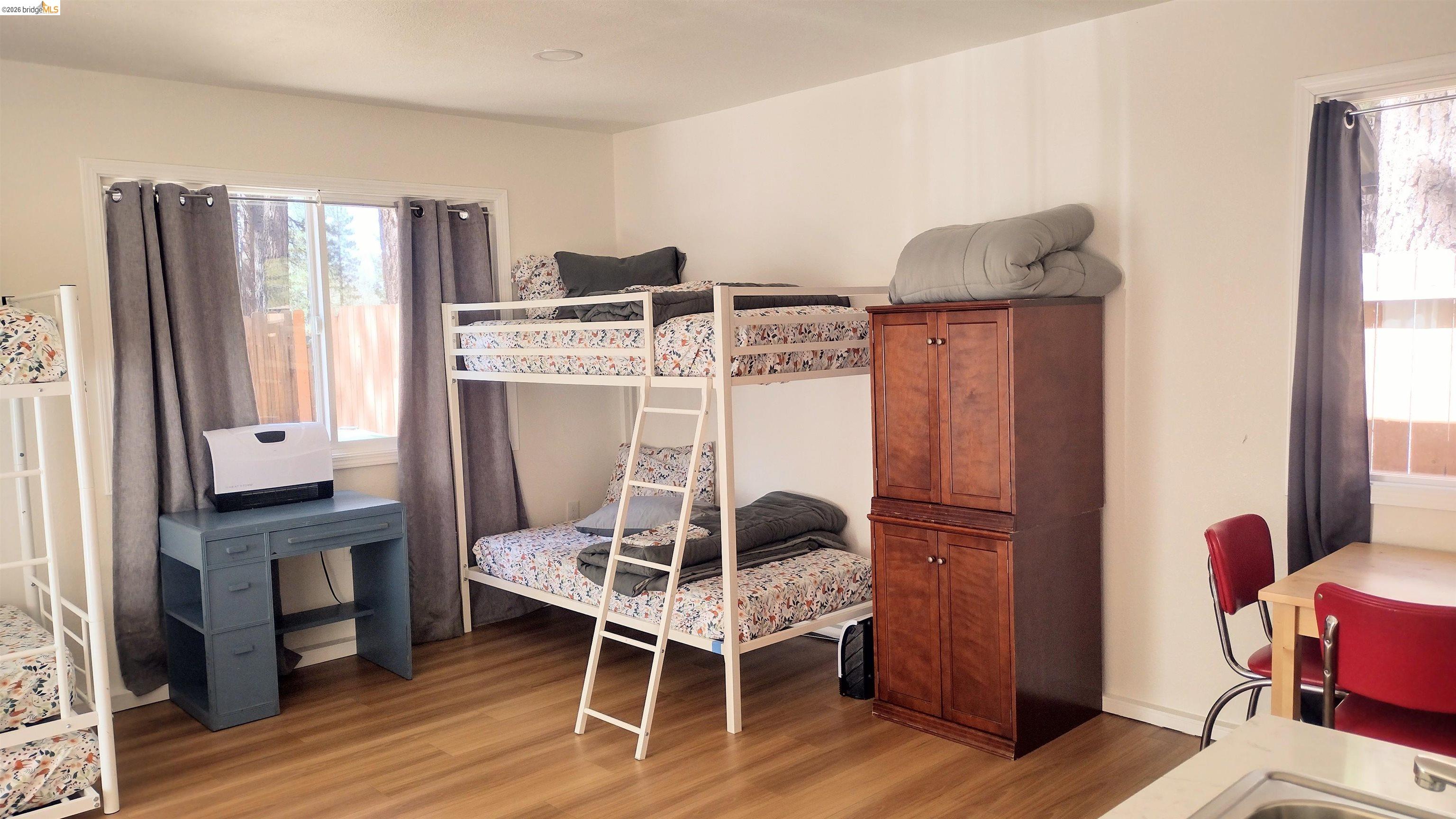 Detail Gallery Image 24 of 27 For 1098 4th St, South Lake Tahoe,  CA 96150 - 2 Beds | 2 Baths