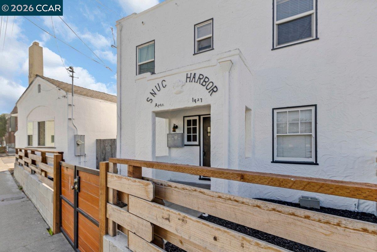 Detail Gallery Image 3 of 12 For 1230 Del Monte Ave, Monterey,  CA 93940 - – Beds | – Baths