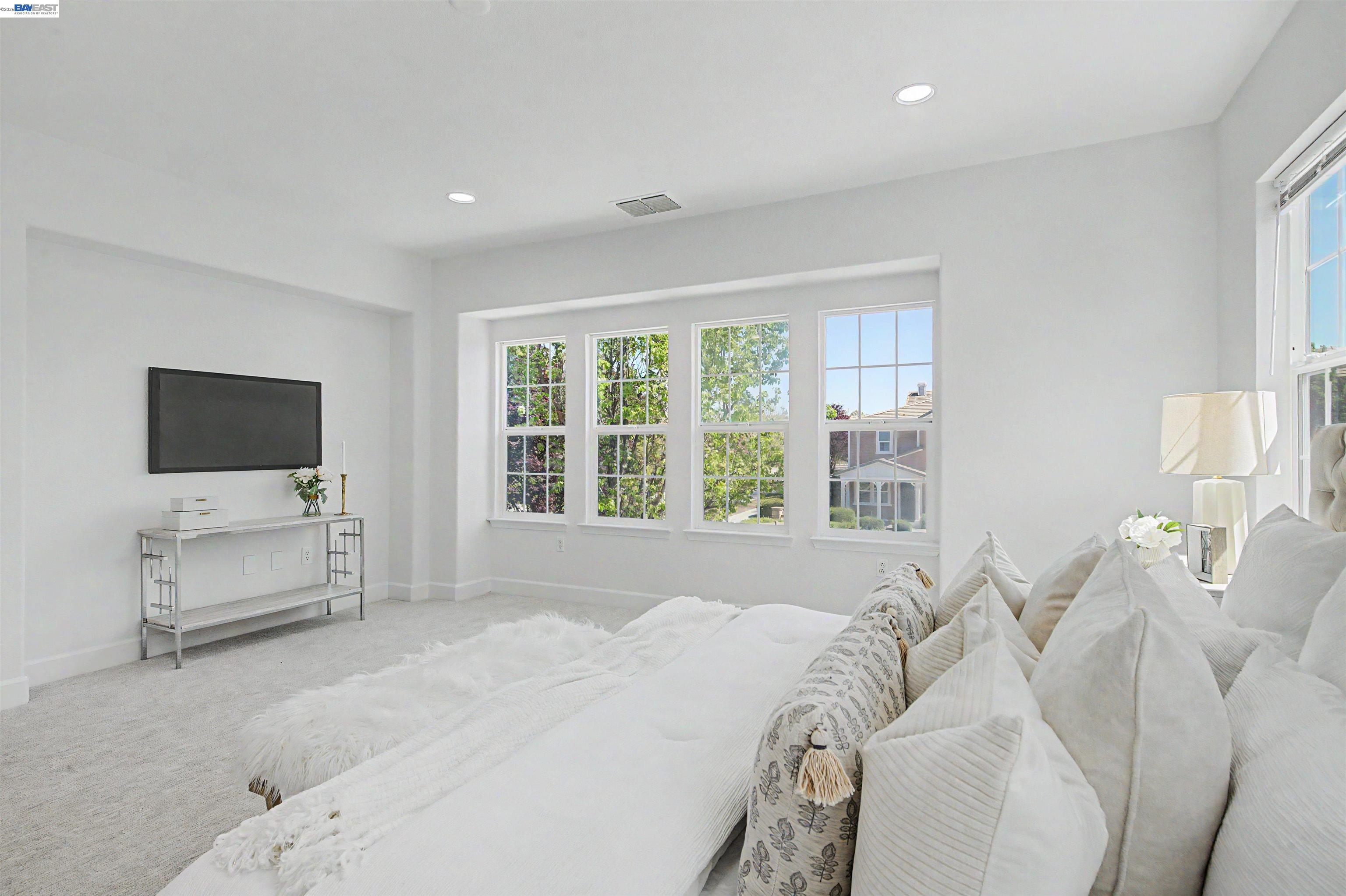 Detail Gallery Image 24 of 44 For 4978 Houlton Ct, Dublin,  CA 94568 - 5 Beds | 3/1 Baths