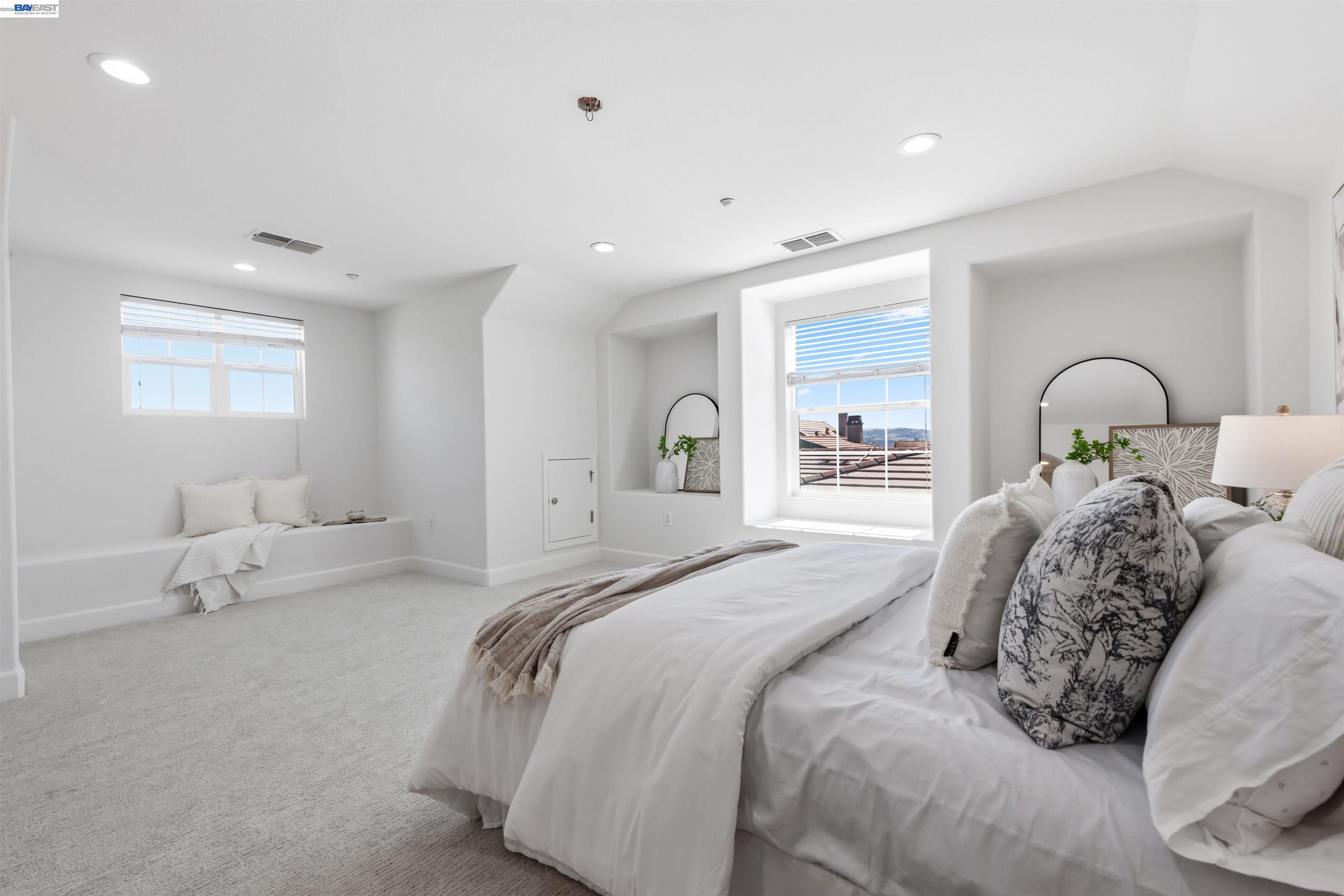 Detail Gallery Image 34 of 44 For 4978 Houlton Ct, Dublin,  CA 94568 - 5 Beds | 3/1 Baths