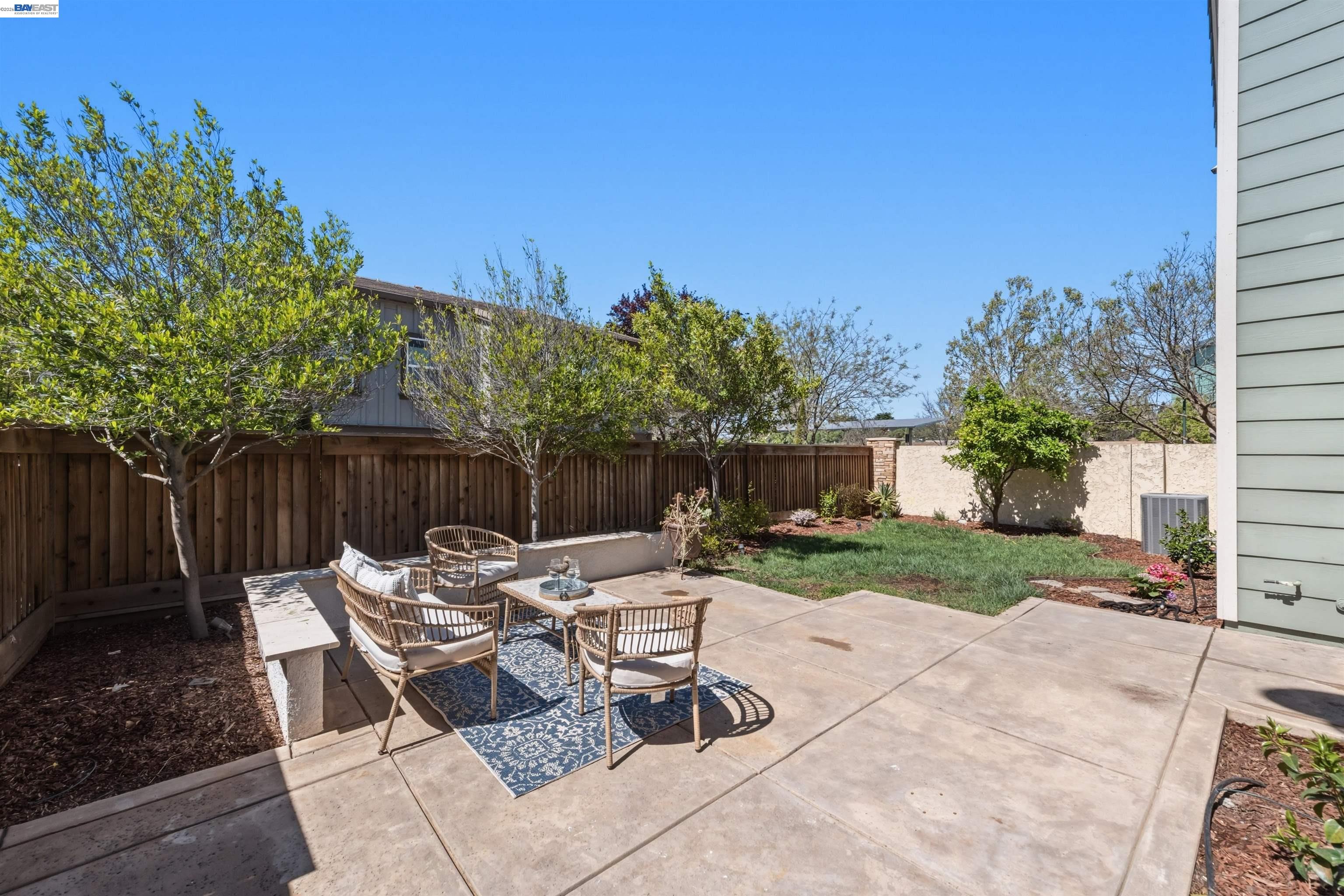 Detail Gallery Image 36 of 44 For 4978 Houlton Ct, Dublin,  CA 94568 - 5 Beds | 3/1 Baths