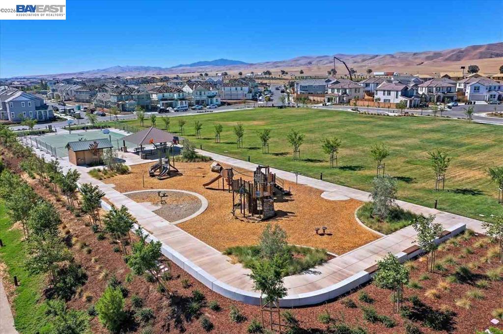 Detail Gallery Image 41 of 44 For 4978 Houlton Ct, Dublin,  CA 94568 - 5 Beds | 3/1 Baths