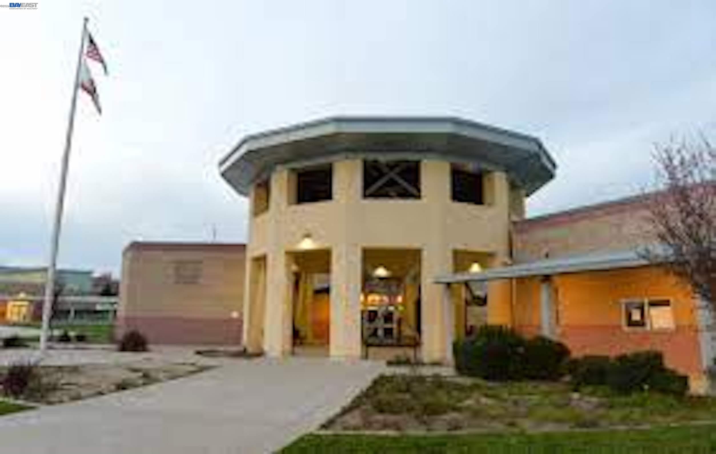 Detail Gallery Image 44 of 44 For 4978 Houlton Ct, Dublin,  CA 94568 - 5 Beds | 3/1 Baths