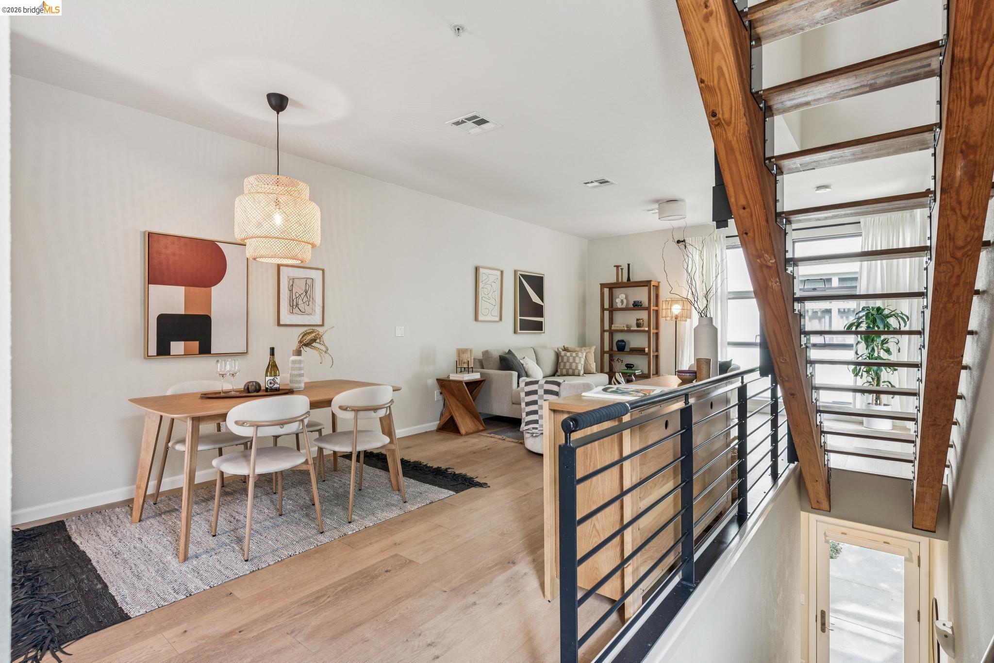 Photo #3: 41129301 Listing: Photo #3