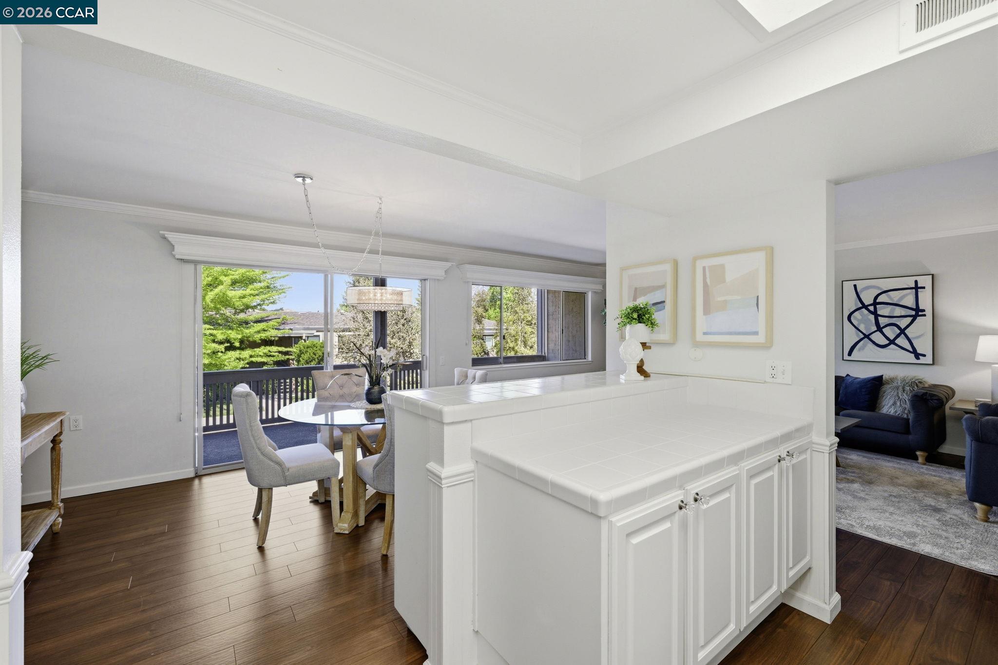 Photo #7: 41129302 Listing: Photo #7