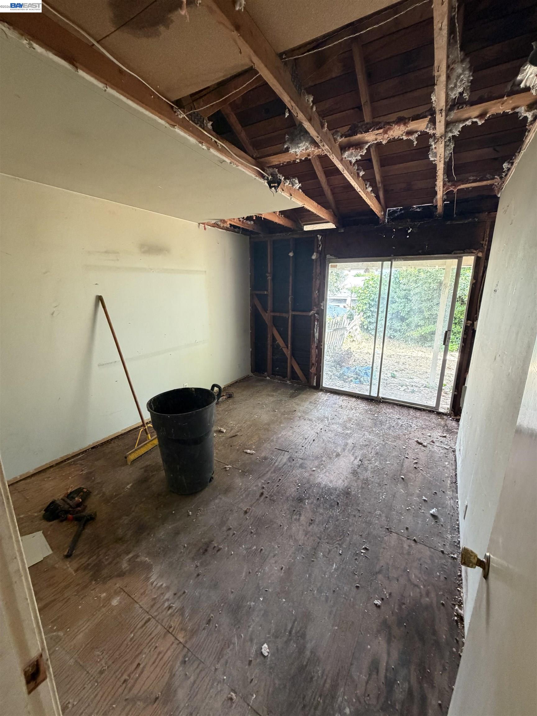 Detail Gallery Image 11 of 16 For 2729 Alamo Ct, Antioch,  CA 94509 - 3 Beds | 2 Baths