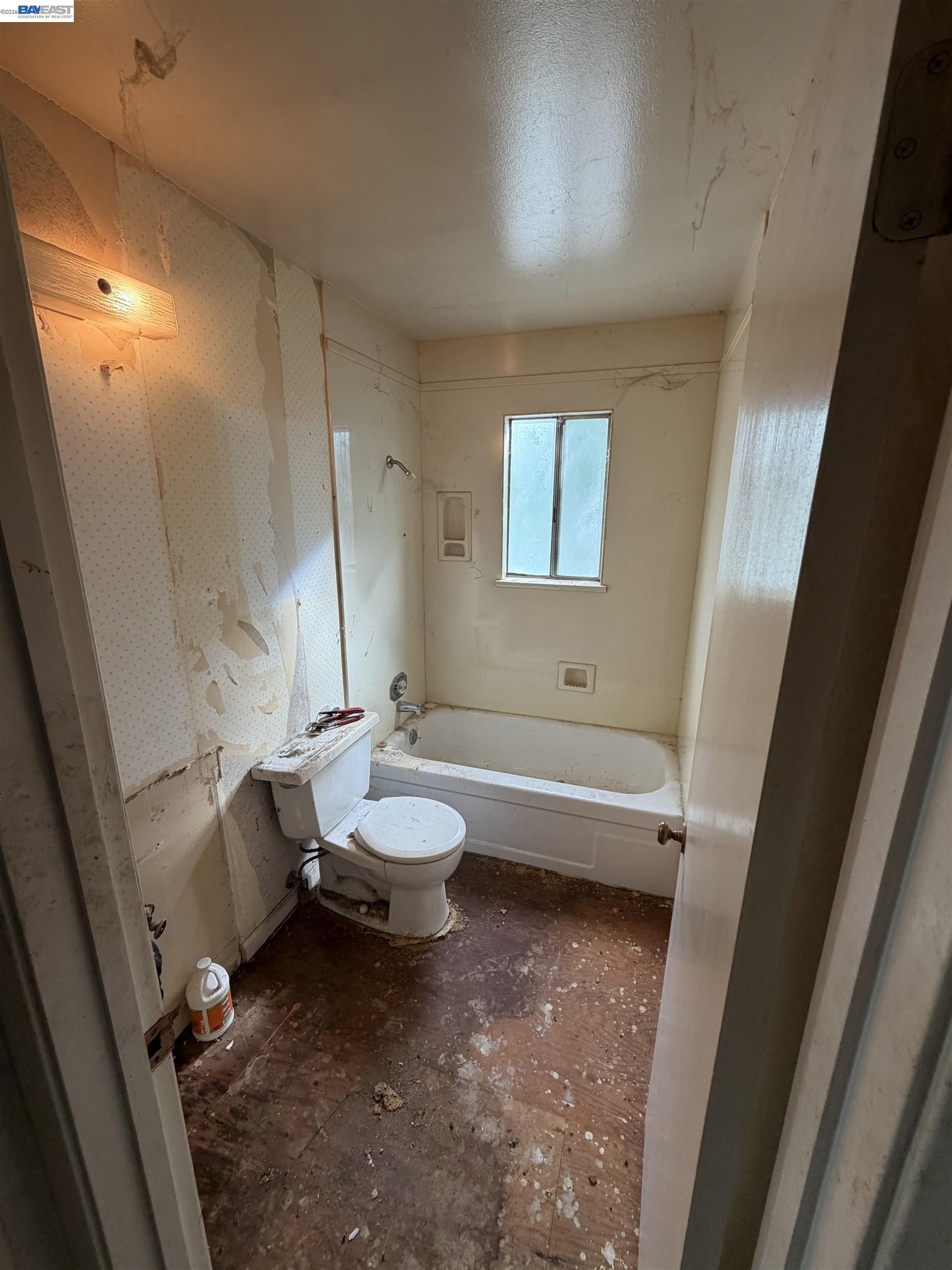 Detail Gallery Image 12 of 16 For 2729 Alamo Ct, Antioch,  CA 94509 - 3 Beds | 2 Baths