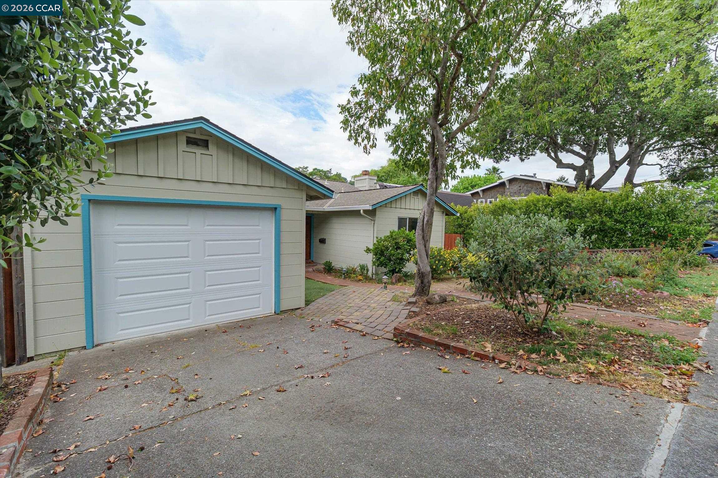 Detail Gallery Image 3 of 28 For 315 Forbes Ave, San Rafael,  CA 94901 - 2 Beds | 2 Baths