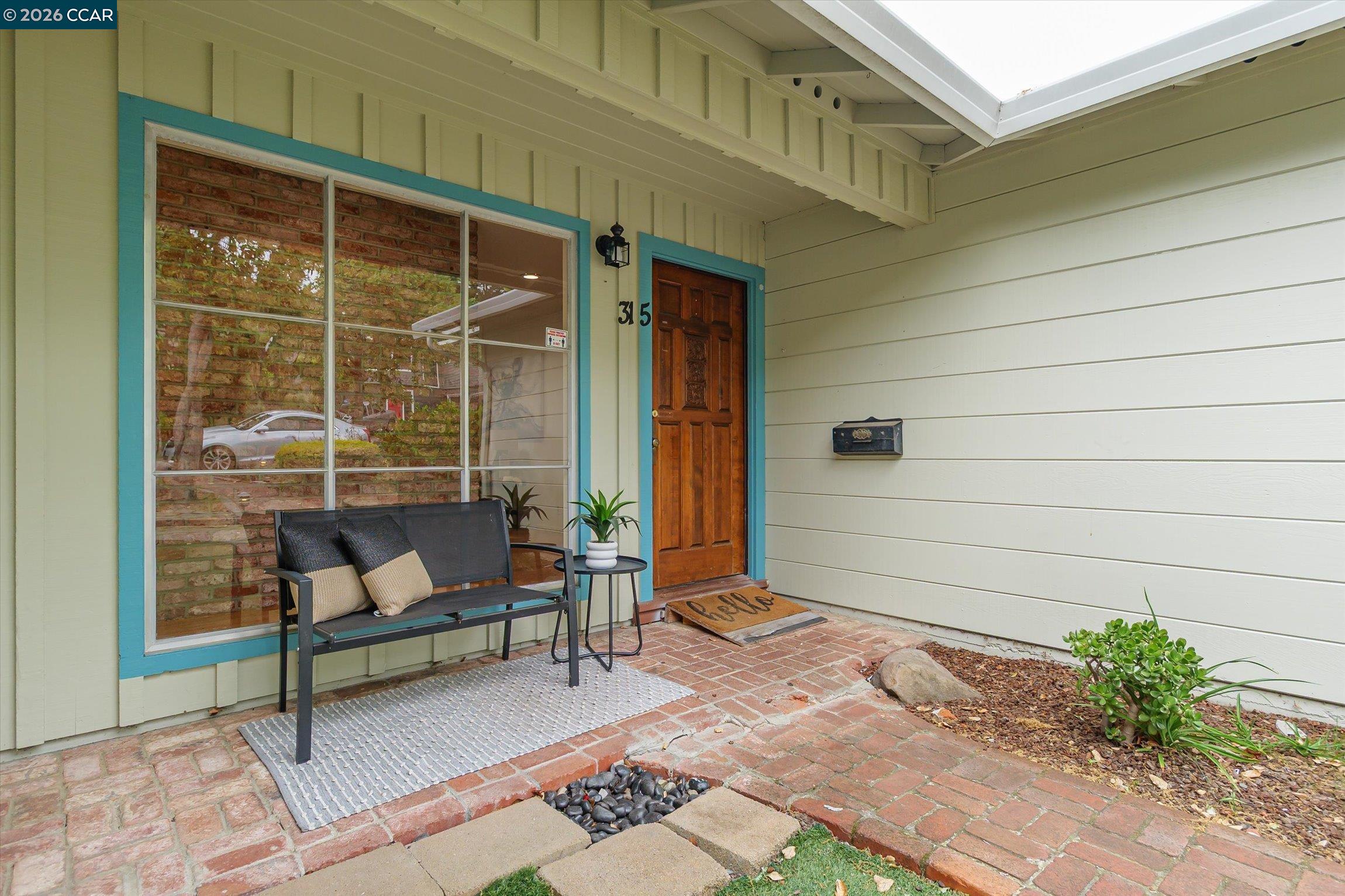 Detail Gallery Image 4 of 28 For 315 Forbes Ave, San Rafael,  CA 94901 - 2 Beds | 2 Baths