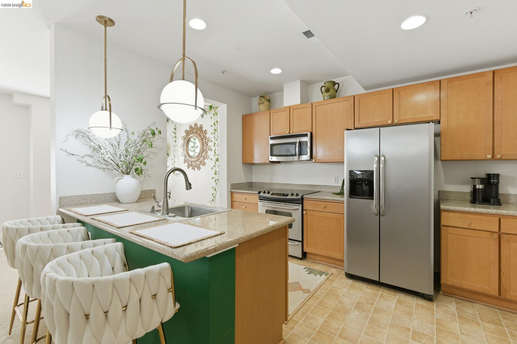 Photo #6: 41129307 Listing: Photo #6