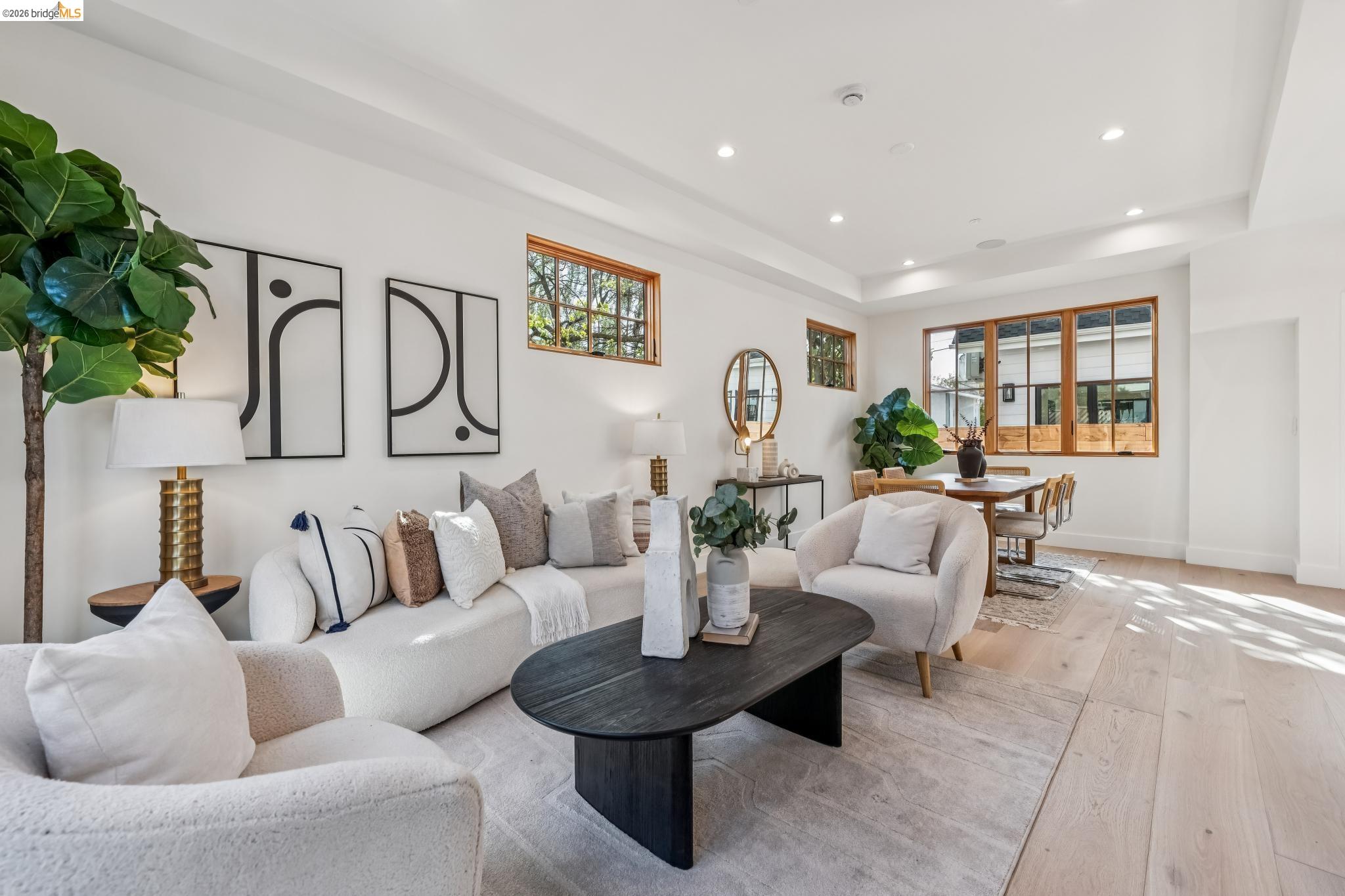 Detail Gallery Image 16 of 56 For 3023 Bateman St, Berkeley,  CA 94705 - 3 Beds | 2/1 Baths