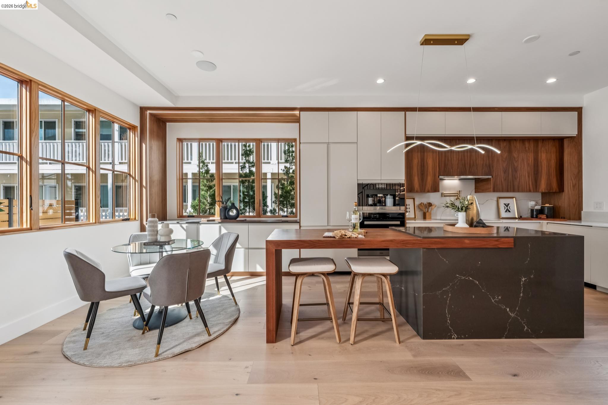 Detail Gallery Image 19 of 56 For 3023 Bateman St, Berkeley,  CA 94705 - 3 Beds | 2/1 Baths