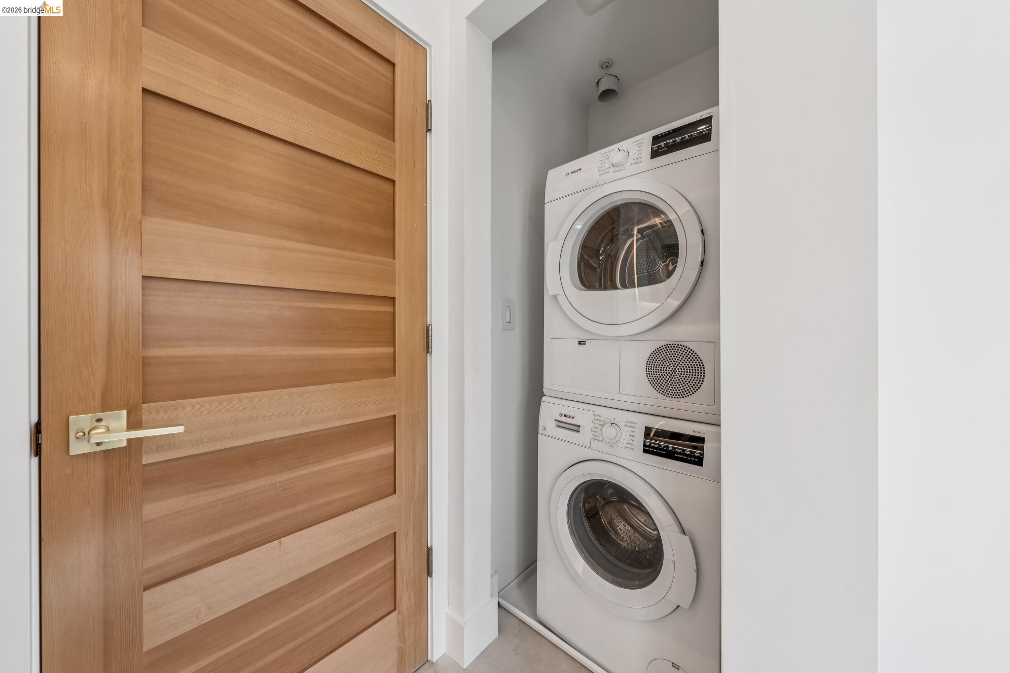 Detail Gallery Image 36 of 56 For 3023 Bateman St, Berkeley,  CA 94705 - 3 Beds | 2/1 Baths