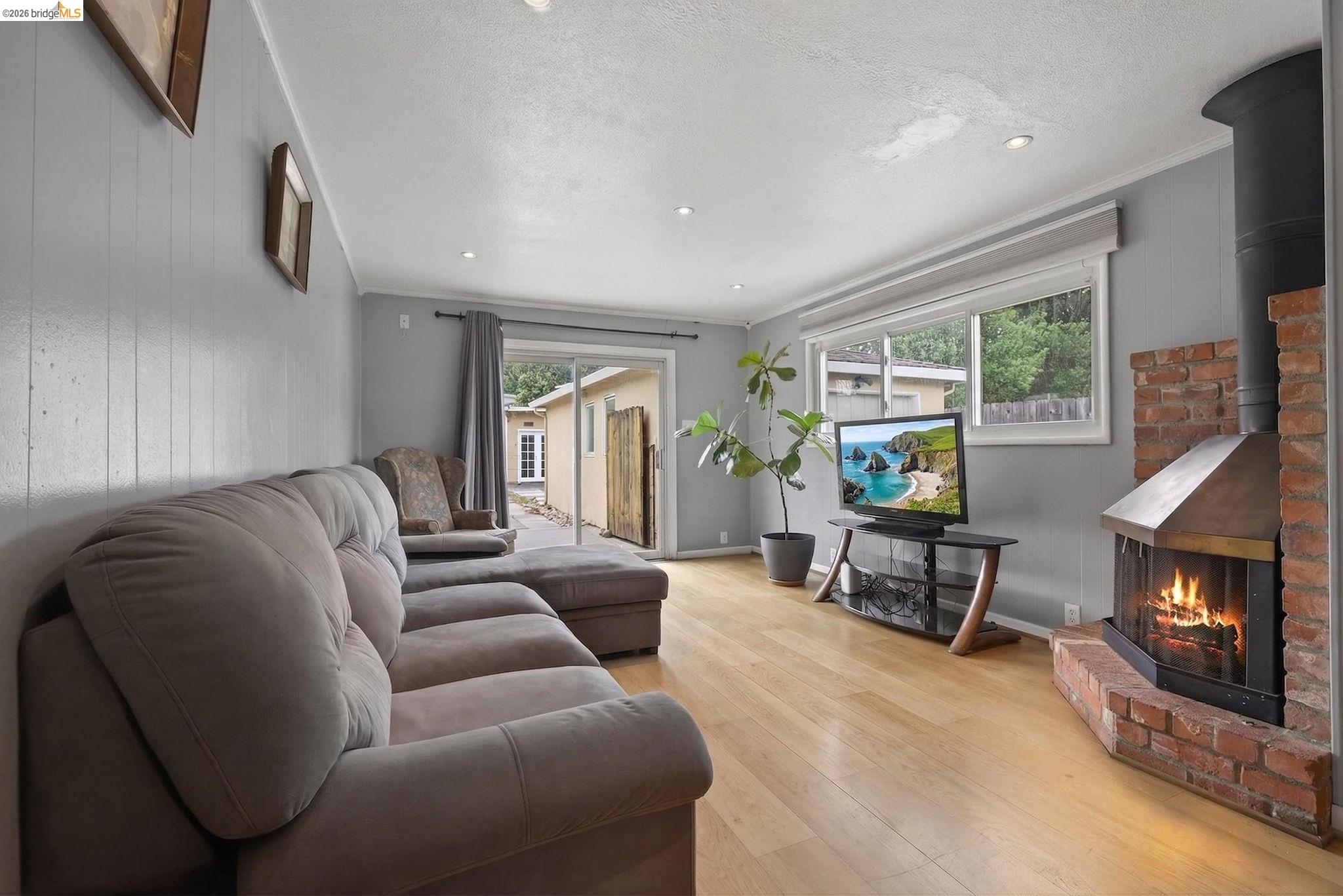 Detail Gallery Image 24 of 60 For 1016 C St, Antioch,  CA 94509 - 3 Beds | 2 Baths