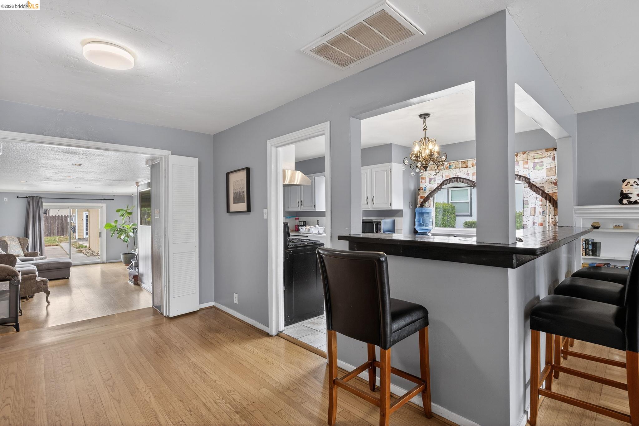 Detail Gallery Image 8 of 60 For 1016 C St, Antioch,  CA 94509 - 3 Beds | 2 Baths