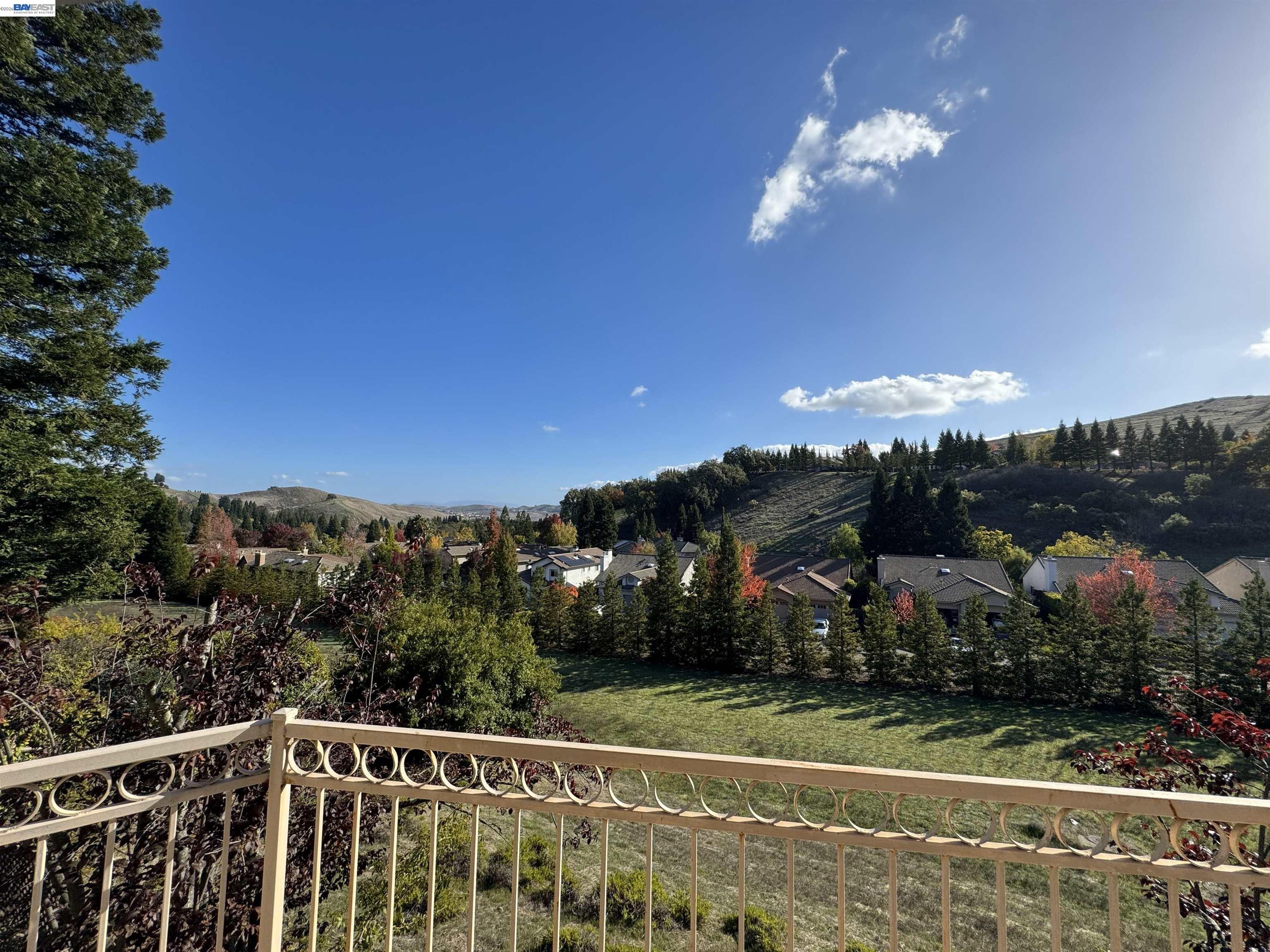 Detail Gallery Image 16 of 22 For 1295 Whispering Oaks Pl, Danville,  CA 94506 - 4 Beds | 3 Baths