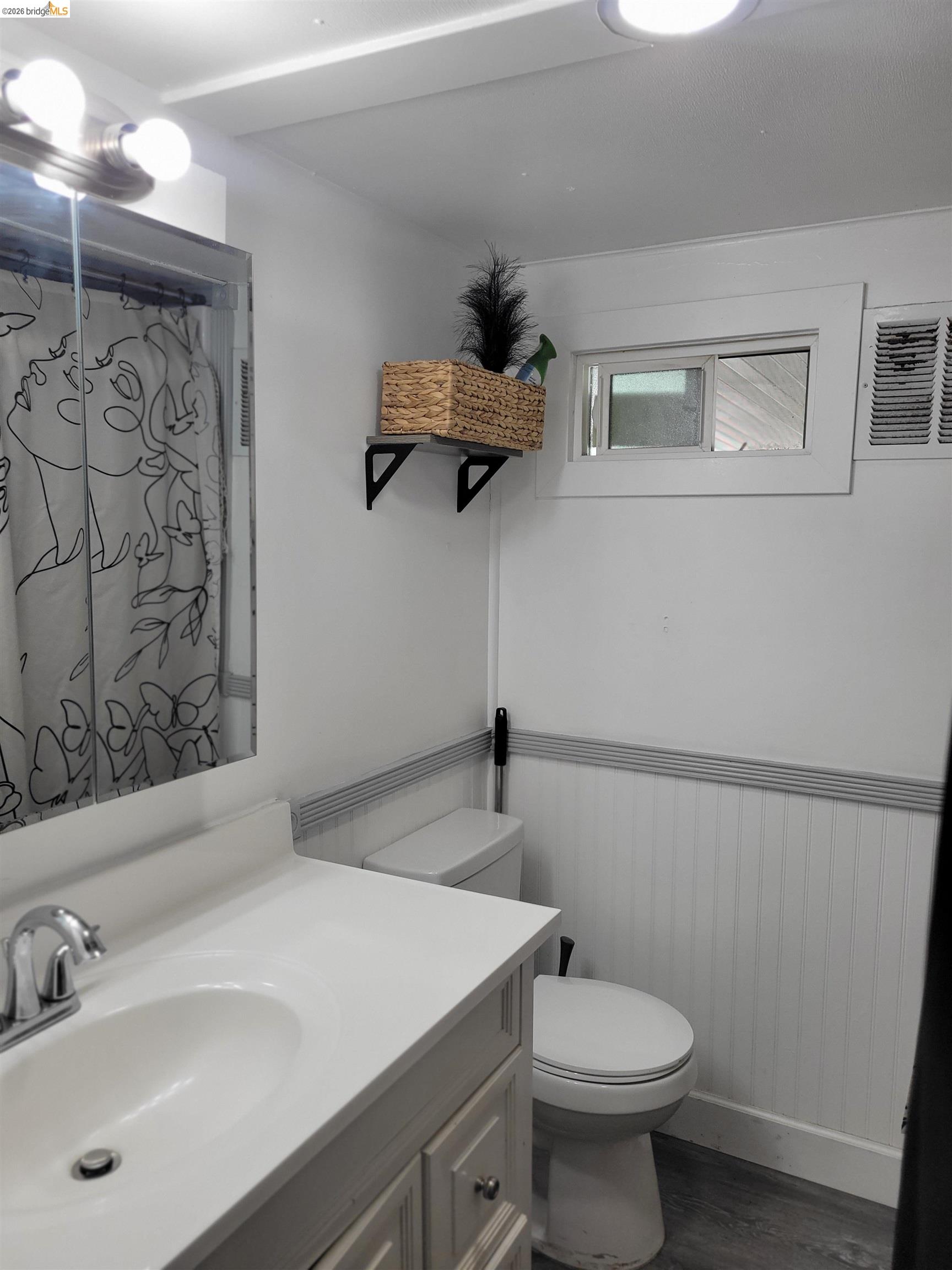 Detail Gallery Image 4 of 5 For 4400 Gateway Rd. #38,  Bethel Island,  CA 94511 - 2 Beds | 1 Baths