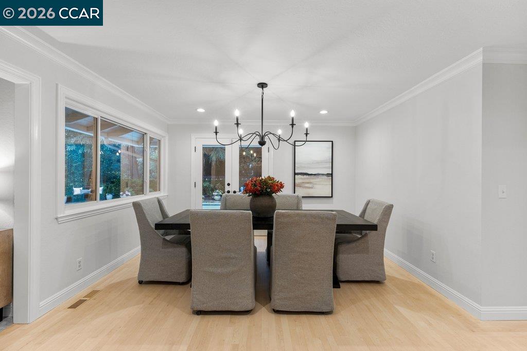 Detail Gallery Image 18 of 59 For 118 Alvern Court, Alamo,  CA 94507 - 4 Beds | 4 Baths