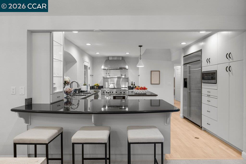 Detail Gallery Image 26 of 59 For 118 Alvern Court, Alamo,  CA 94507 - 4 Beds | 4 Baths