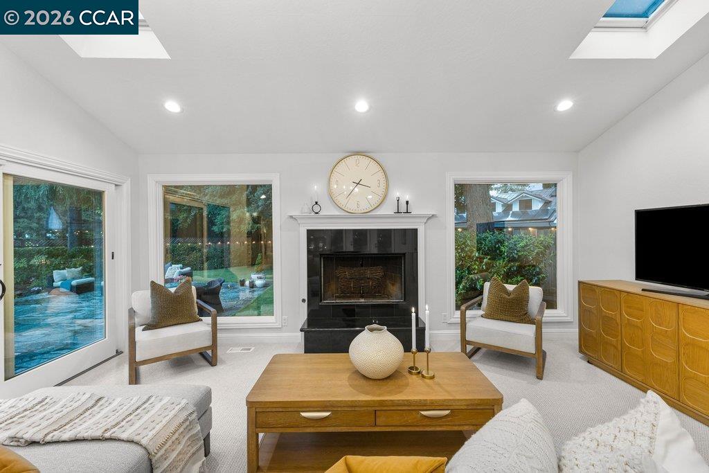 Detail Gallery Image 30 of 59 For 118 Alvern Court, Alamo,  CA 94507 - 4 Beds | 4 Baths