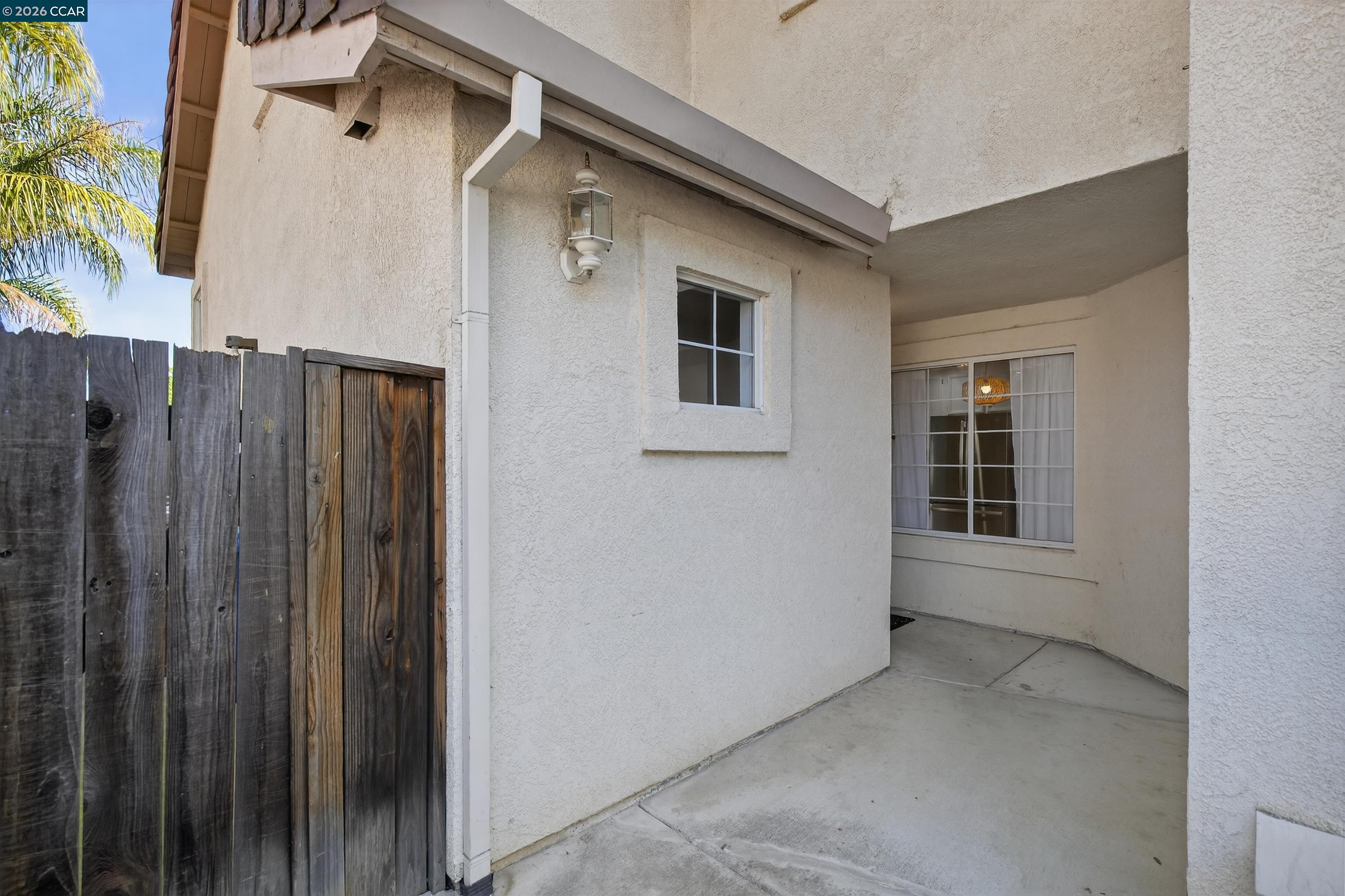 Detail Gallery Image 4 of 28 For 1758 Nandina Ct, Antioch,  CA 94531 - 3 Beds | 2/1 Baths