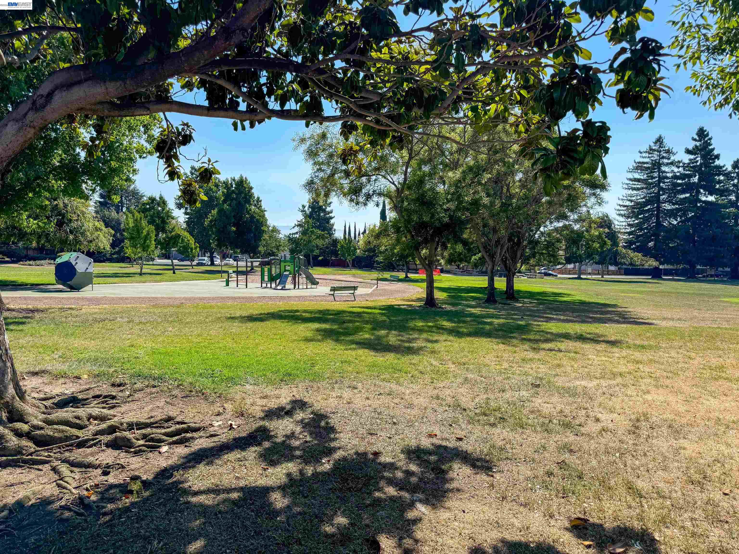 Detail Gallery Image 18 of 20 For 2071 Seacliff, Milpitas,  CA 95035 - 4 Beds | 2 Baths