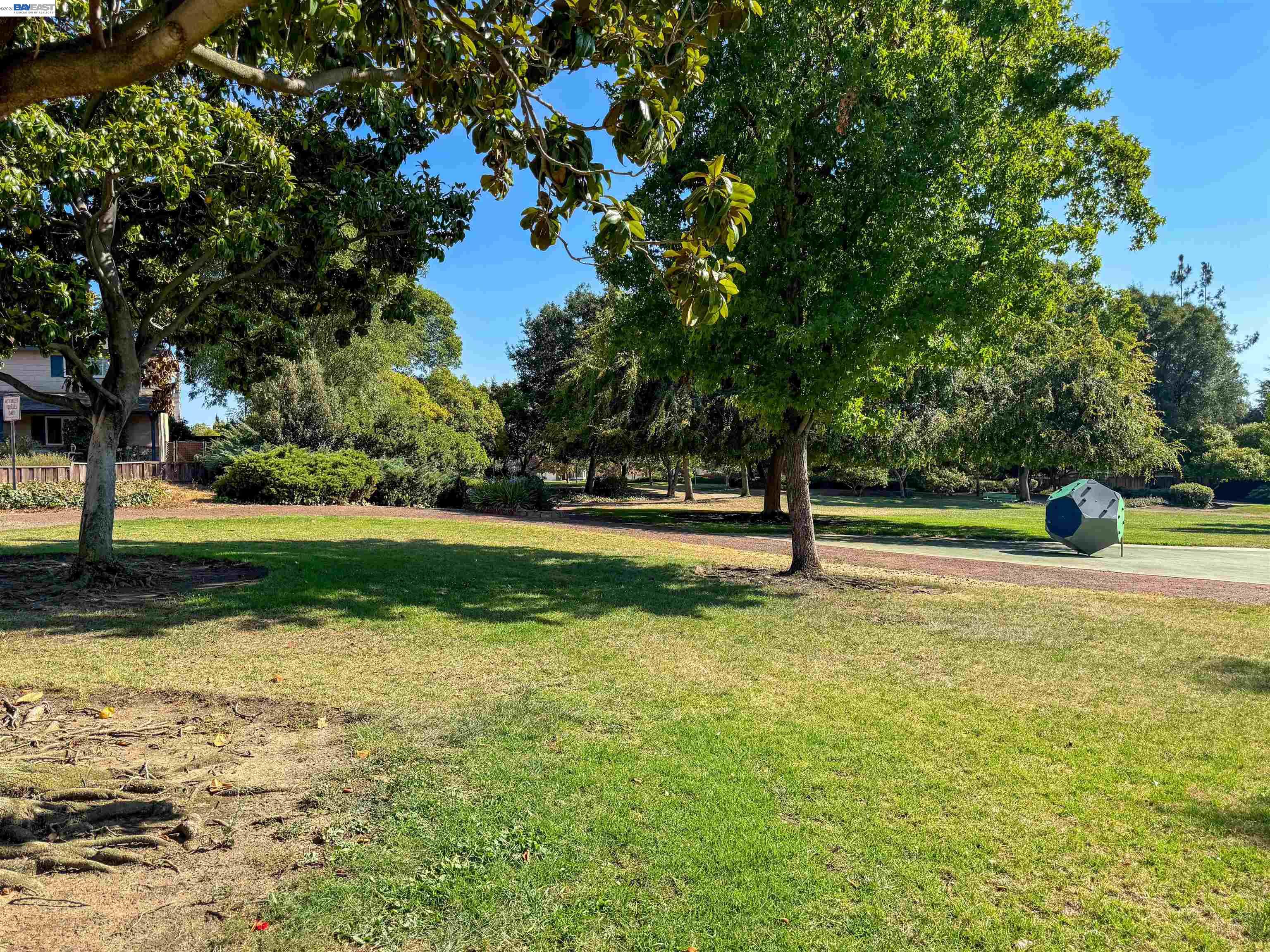 Detail Gallery Image 20 of 20 For 2071 Seacliff, Milpitas,  CA 95035 - 4 Beds | 2 Baths