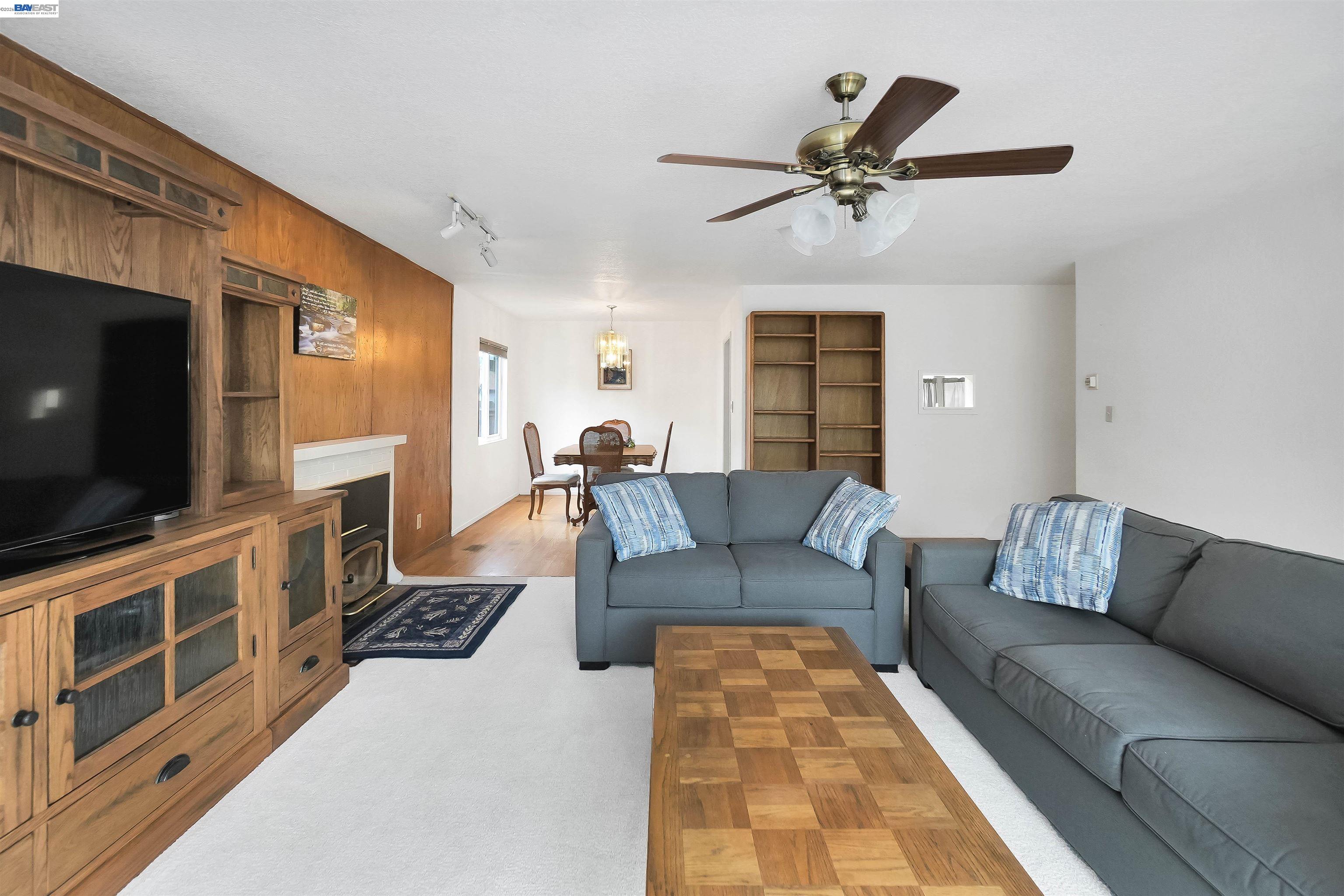 Detail Gallery Image 14 of 54 For 26257 Coleman Ave, Hayward,  CA 94544 - 3 Beds | 2 Baths