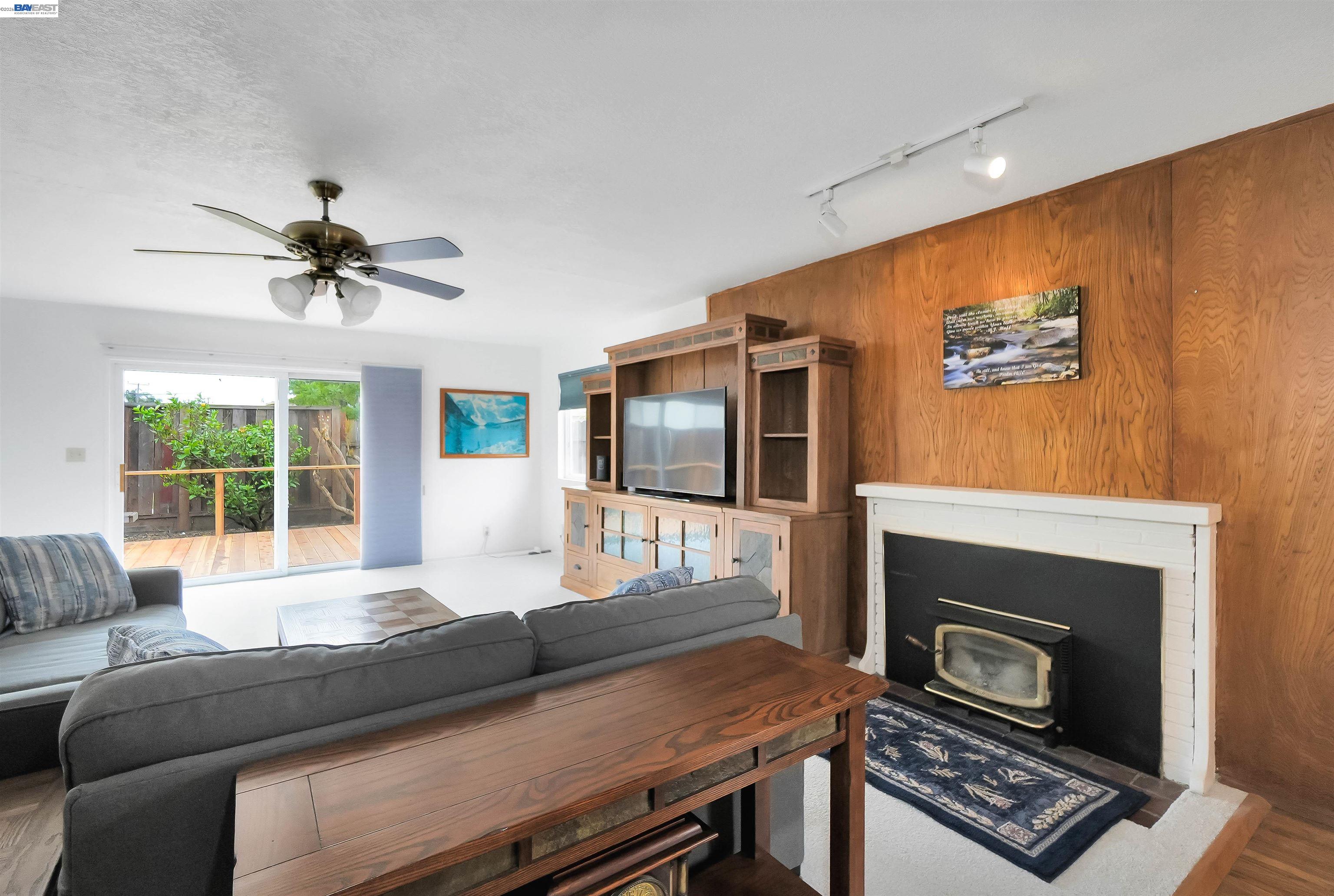 Detail Gallery Image 19 of 54 For 26257 Coleman Ave, Hayward,  CA 94544 - 3 Beds | 2 Baths