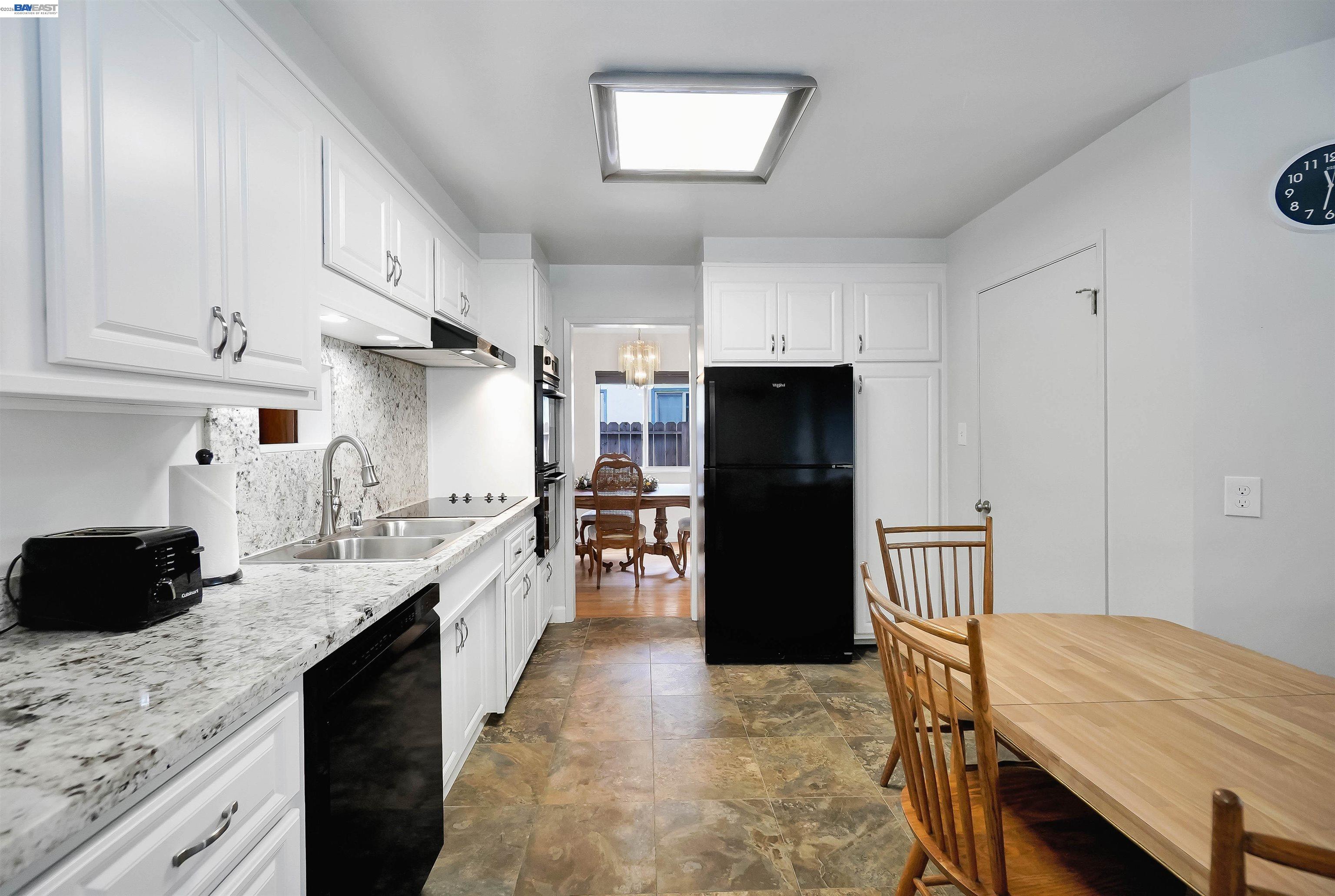 Detail Gallery Image 24 of 54 For 26257 Coleman Ave, Hayward,  CA 94544 - 3 Beds | 2 Baths