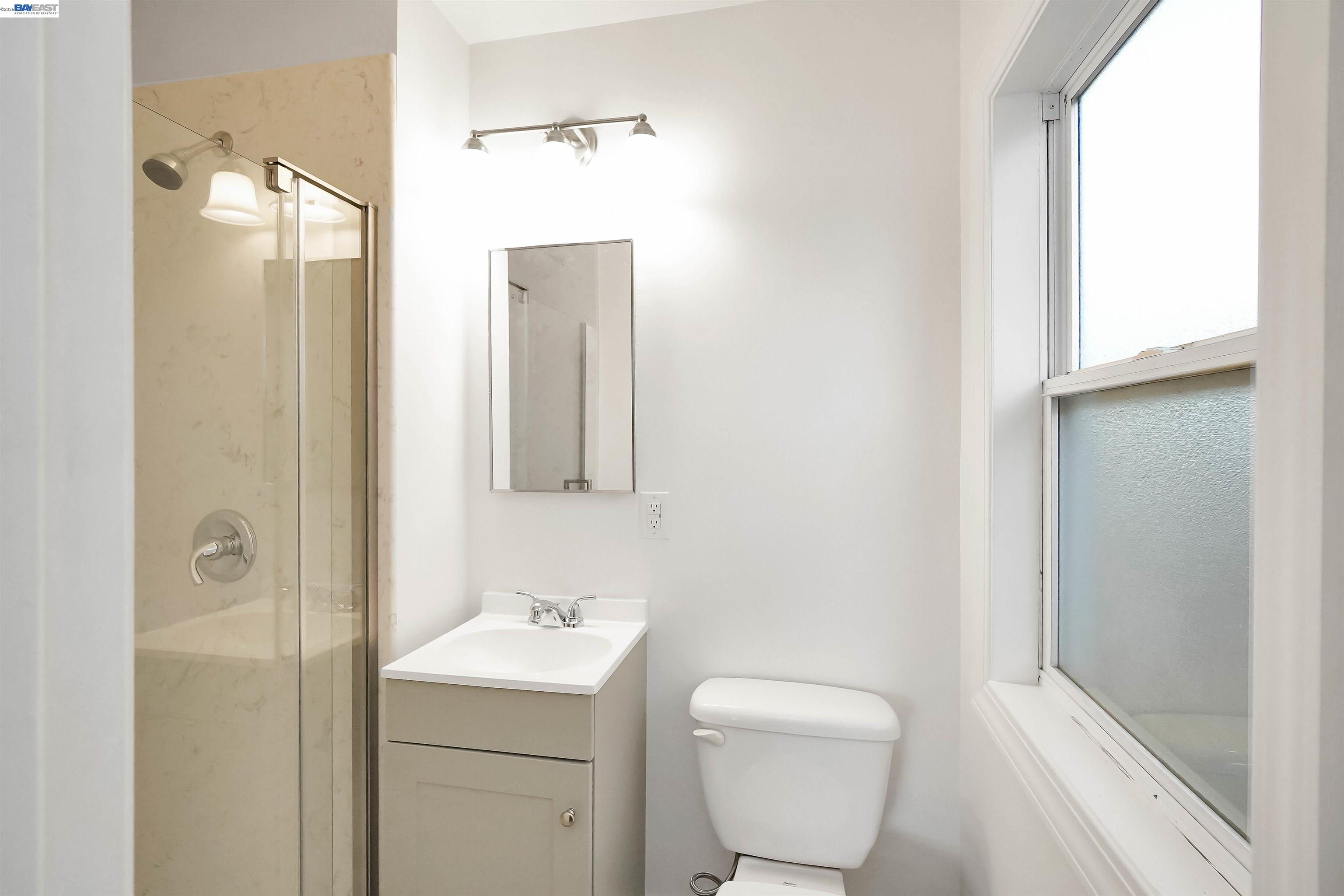 Detail Gallery Image 35 of 54 For 26257 Coleman Ave, Hayward,  CA 94544 - 3 Beds | 2 Baths