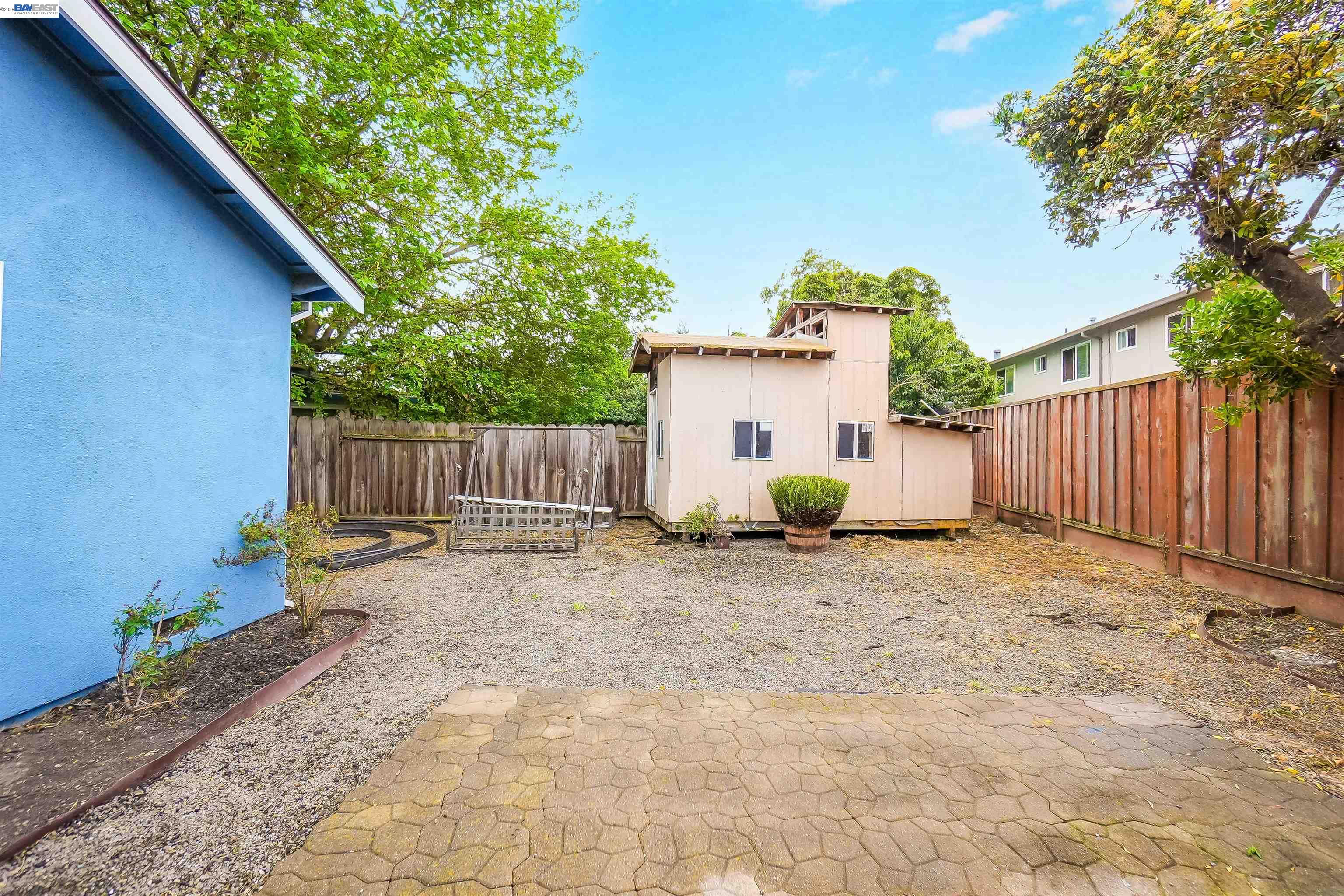 Detail Gallery Image 42 of 54 For 26257 Coleman Ave, Hayward,  CA 94544 - 3 Beds | 2 Baths