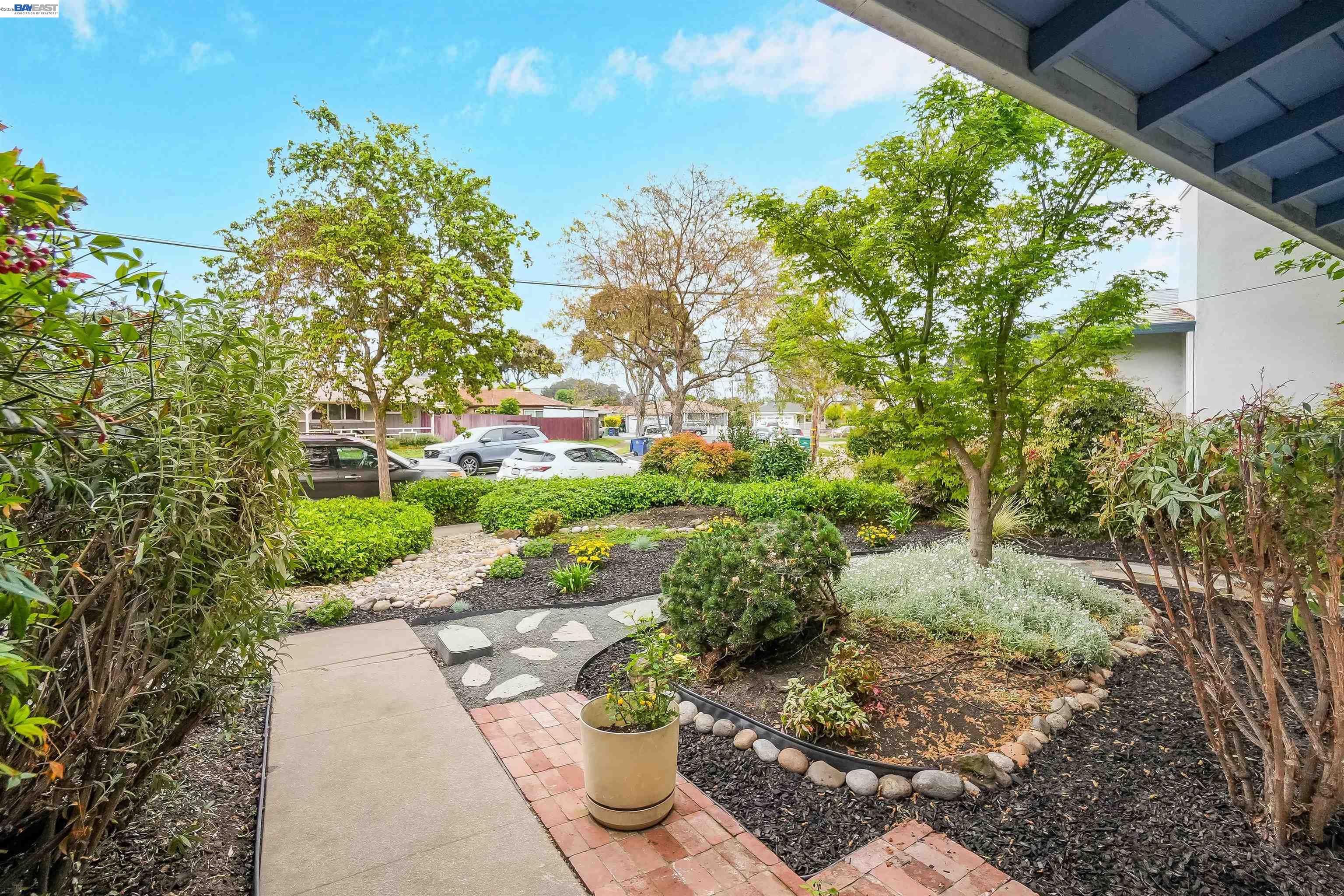 Detail Gallery Image 8 of 54 For 26257 Coleman Ave, Hayward,  CA 94544 - 3 Beds | 2 Baths