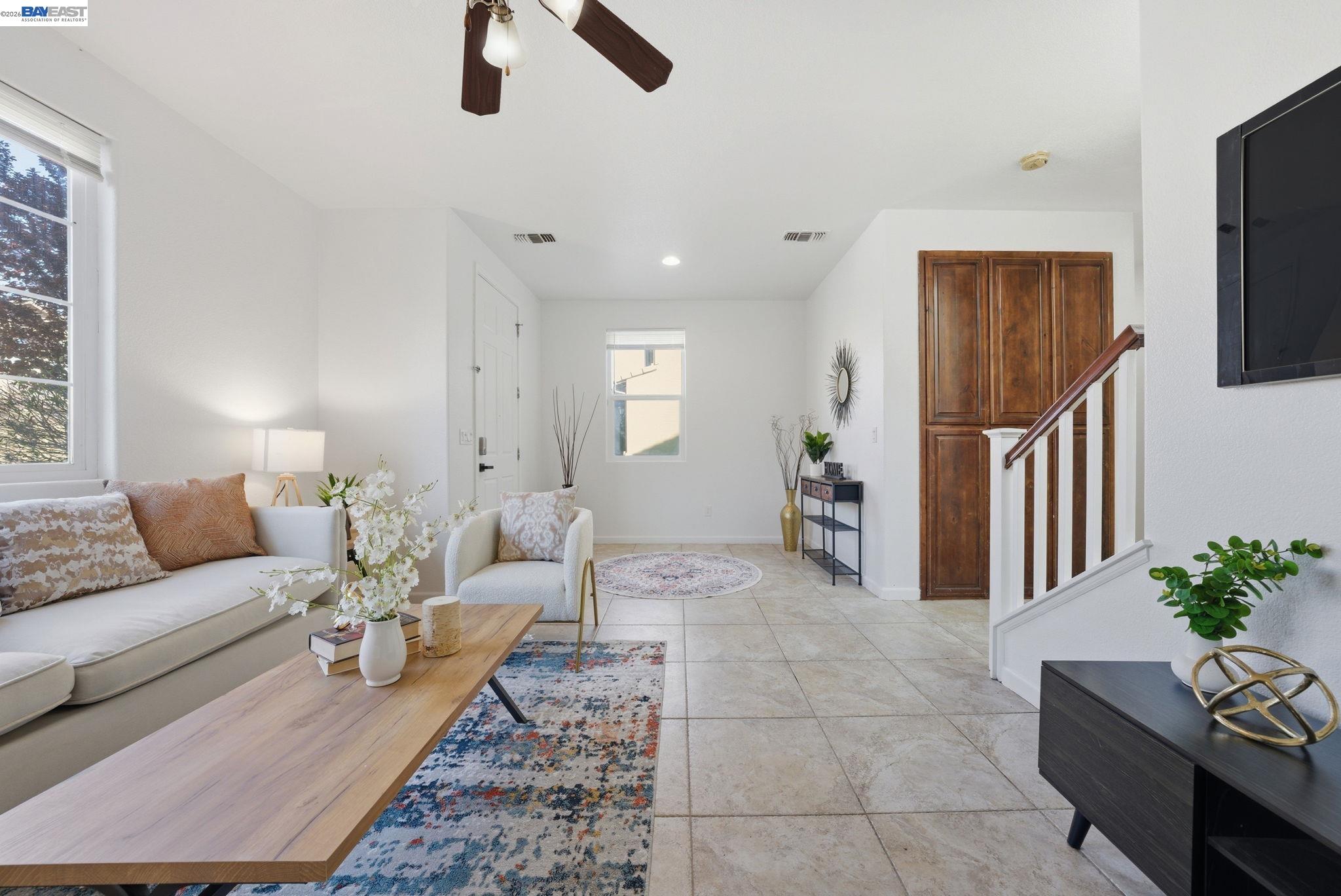 Detail Gallery Image 12 of 58 For 4118 Adriatic Sea Way, Sacramento,  CA 95834 - 3 Beds | 2/1 Baths