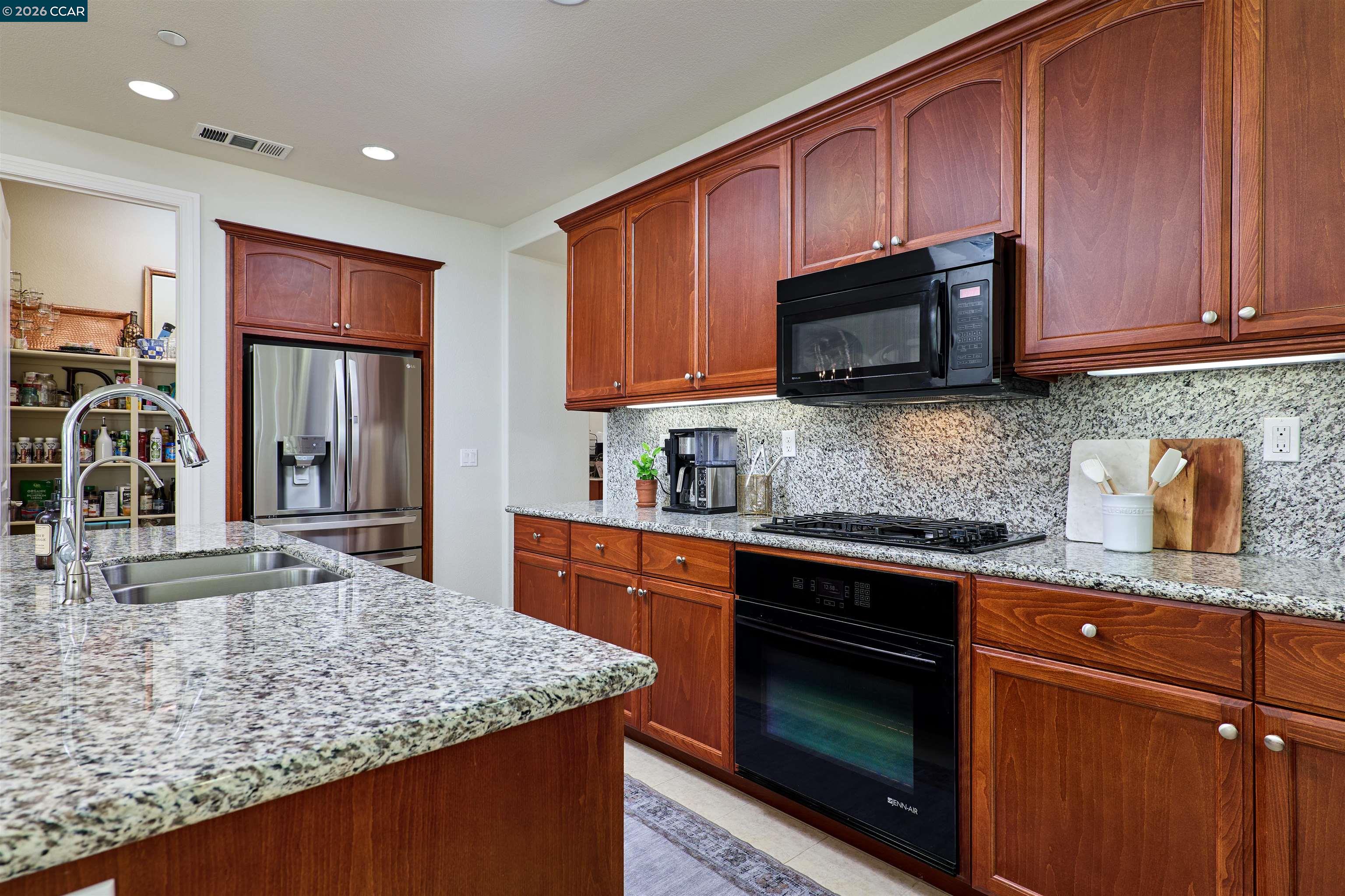 Detail Gallery Image 9 of 40 For 1556 Symphony Cir, Brentwood,  CA 94513 - 2 Beds | 2 Baths