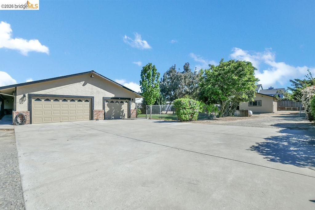 Detail Gallery Image 28 of 36 For 4190 Brown Rd, Oakley,  CA 94561 - 4 Beds | 2/1 Baths