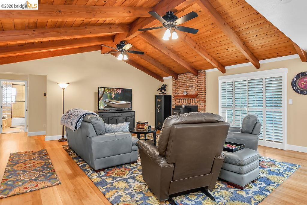 Detail Gallery Image 10 of 36 For 4190 Brown Rd, Oakley,  CA 94561 - 4 Beds | 2/1 Baths