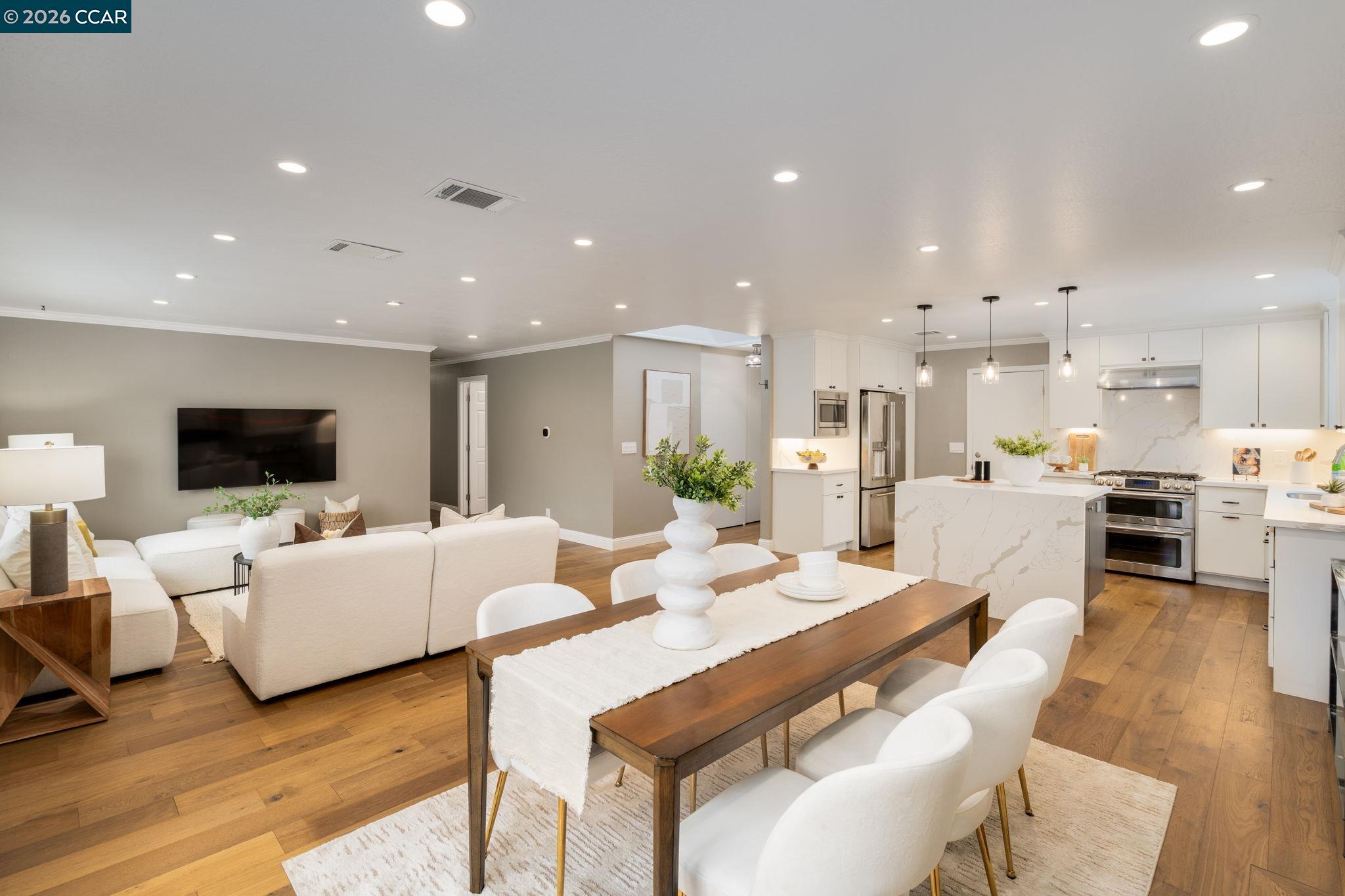 Detail Gallery Image 12 of 58 For 206 Dayton Court, San Ramon,  CA 94583 - 4 Beds | 2 Baths