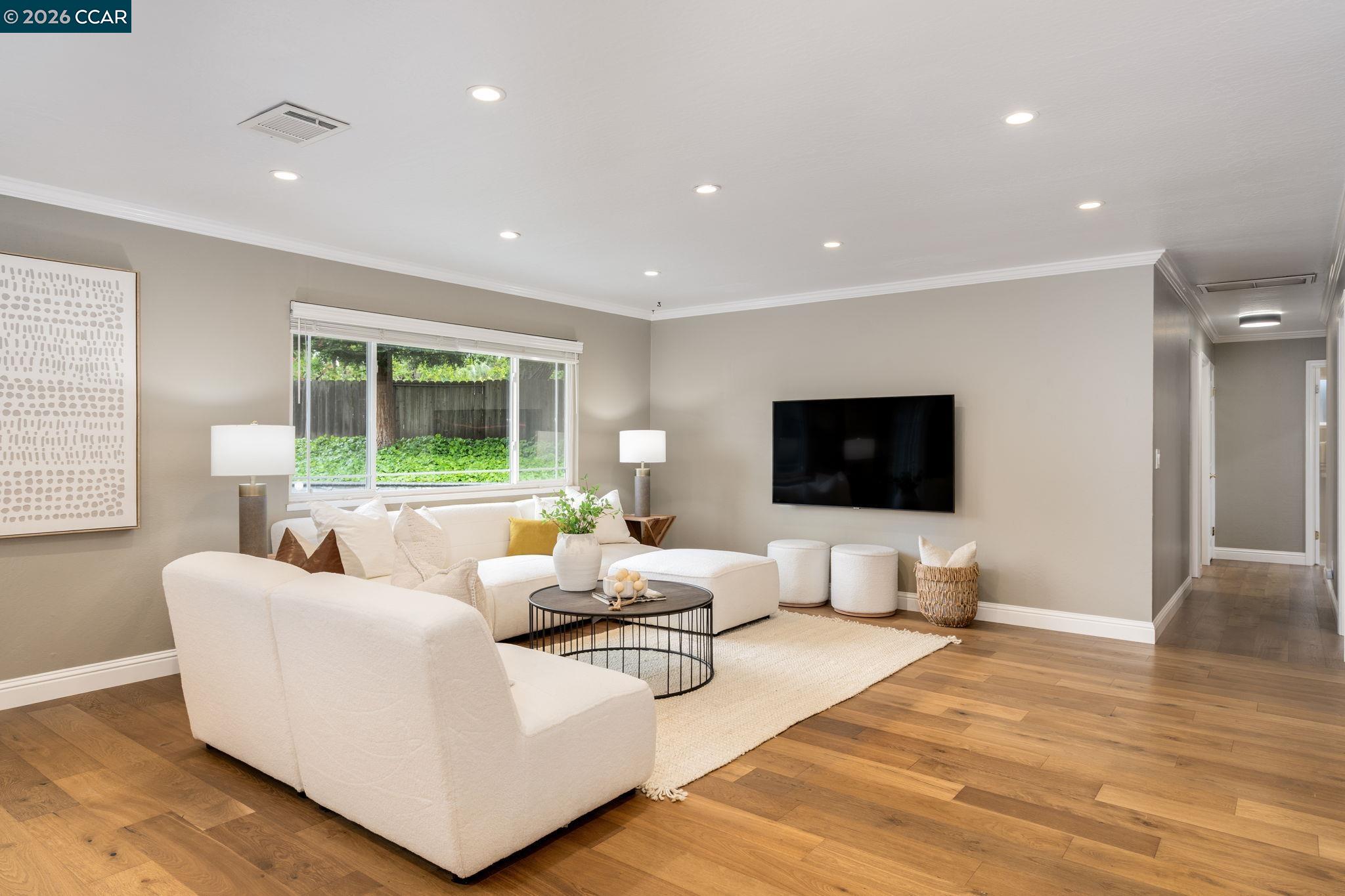 Detail Gallery Image 3 of 58 For 206 Dayton Court, San Ramon,  CA 94583 - 4 Beds | 2 Baths