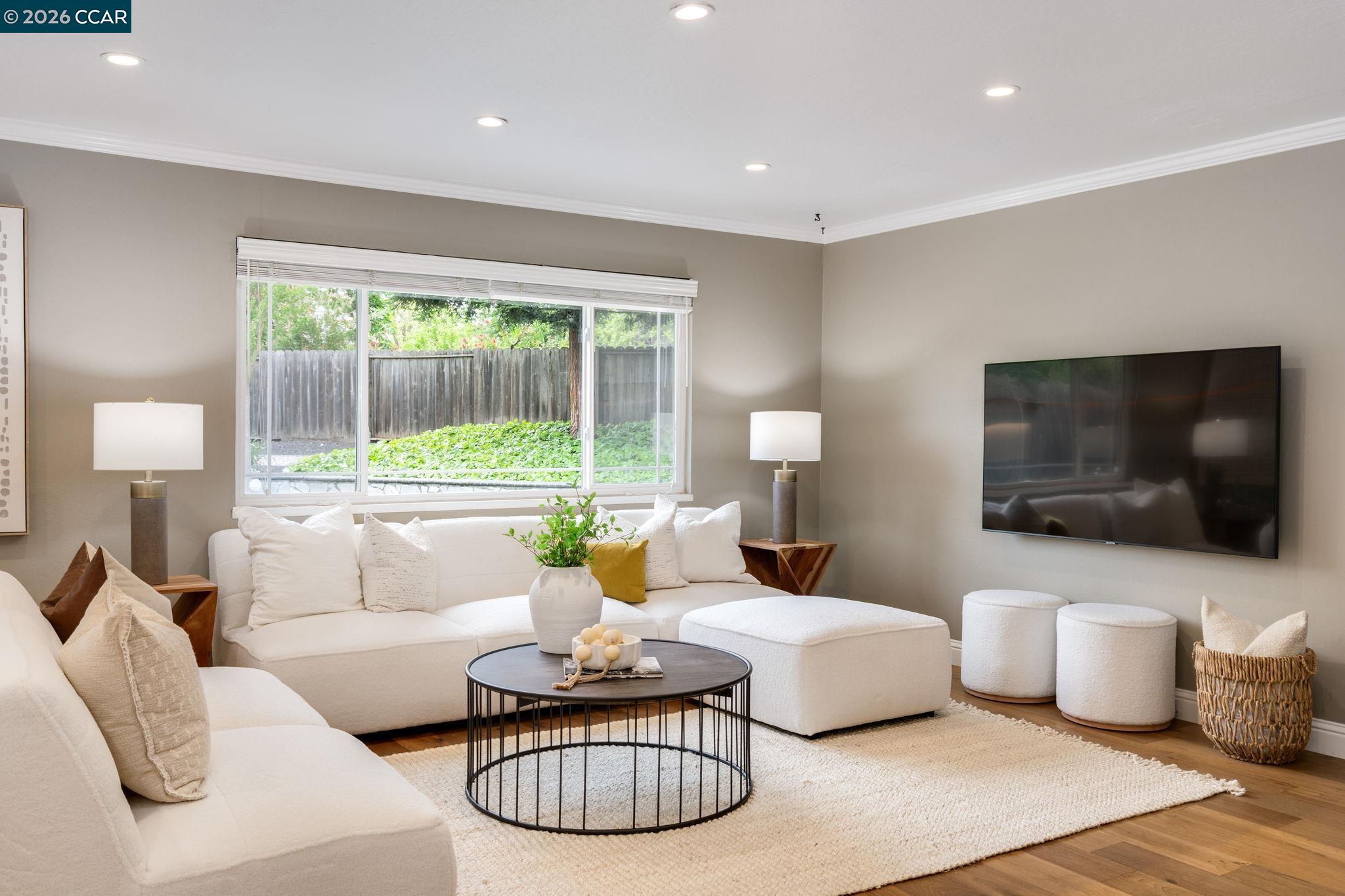 Detail Gallery Image 4 of 58 For 206 Dayton Court, San Ramon,  CA 94583 - 4 Beds | 2 Baths