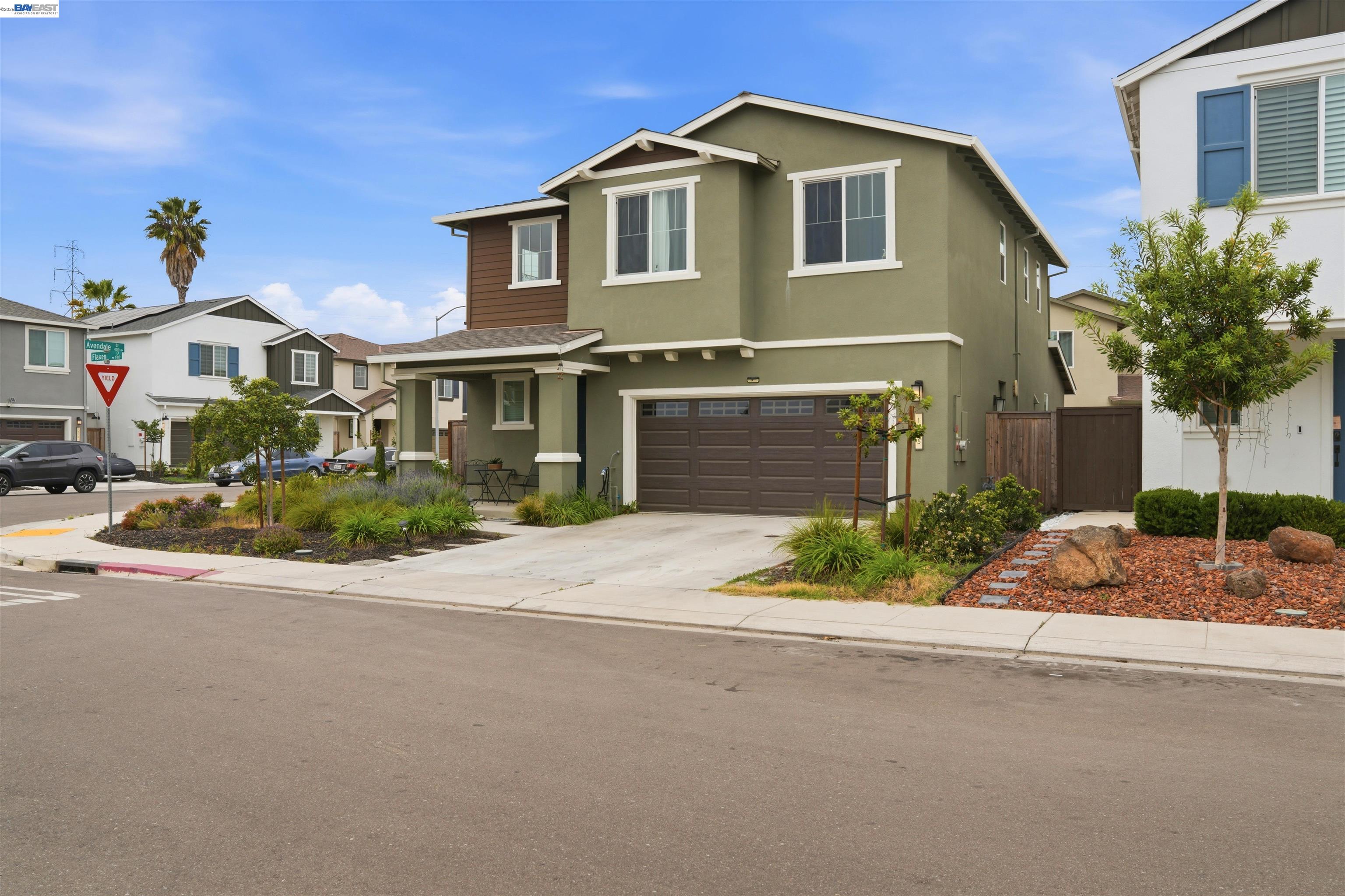 Detail Gallery Image 2 of 30 For 1785 Flaxen Ct, Manteca,  CA 95337 - 3 Beds | 2/1 Baths