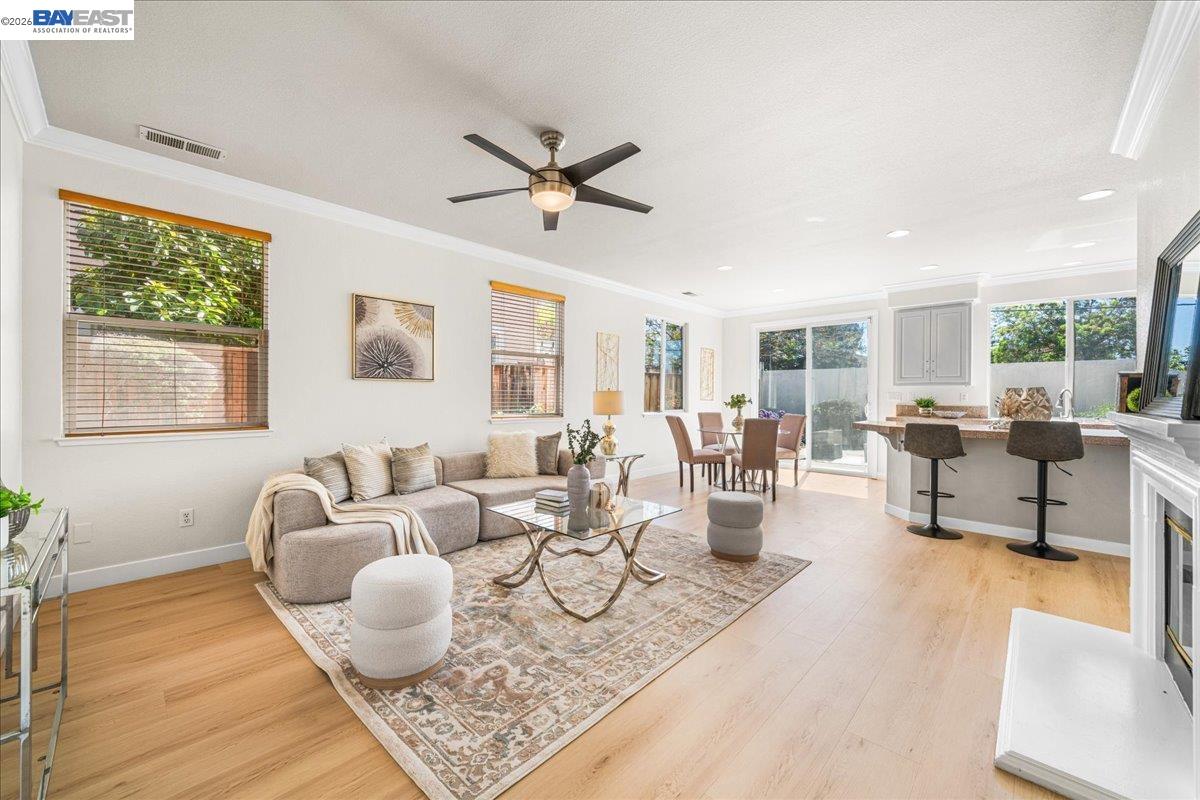 Detail Gallery Image 12 of 60 For 368 Riesling Ct, Fremont,  CA 94539 - 6 Beds | 4 Baths