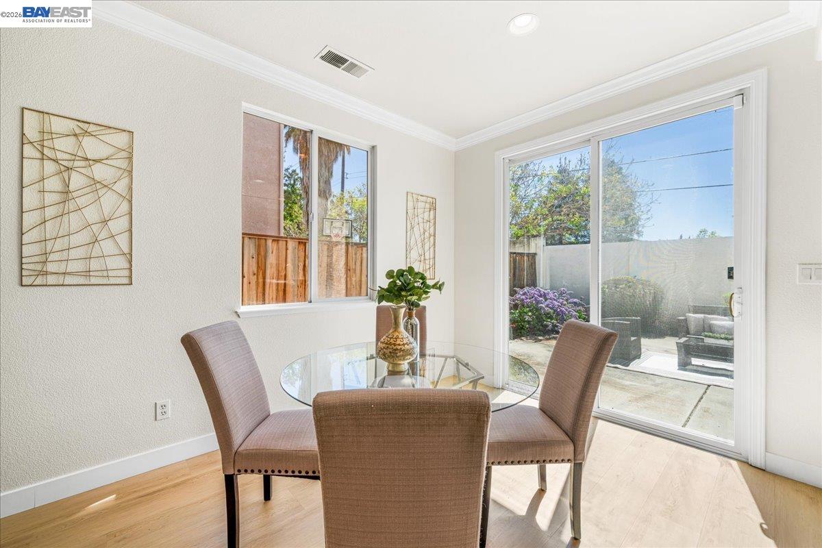 Detail Gallery Image 15 of 60 For 368 Riesling Ct, Fremont,  CA 94539 - 6 Beds | 4 Baths