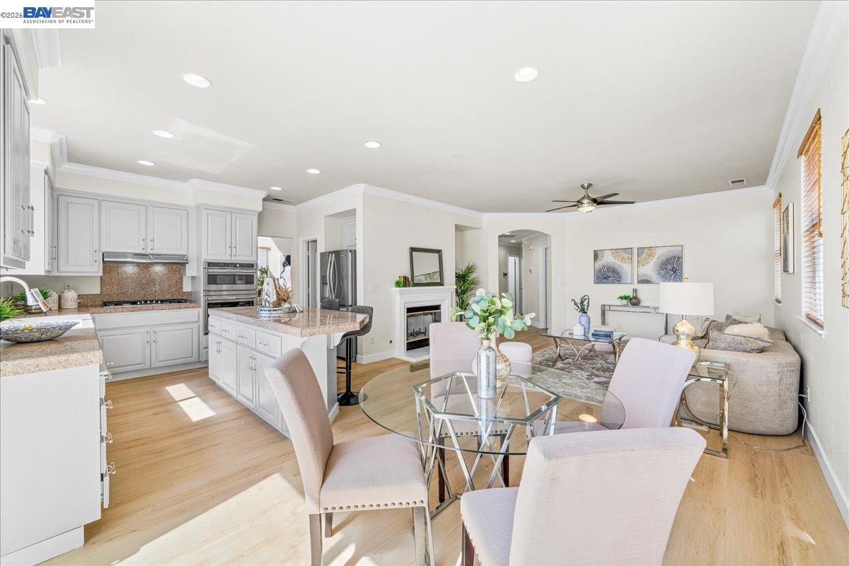 Detail Gallery Image 17 of 60 For 368 Riesling Ct, Fremont,  CA 94539 - 6 Beds | 4 Baths