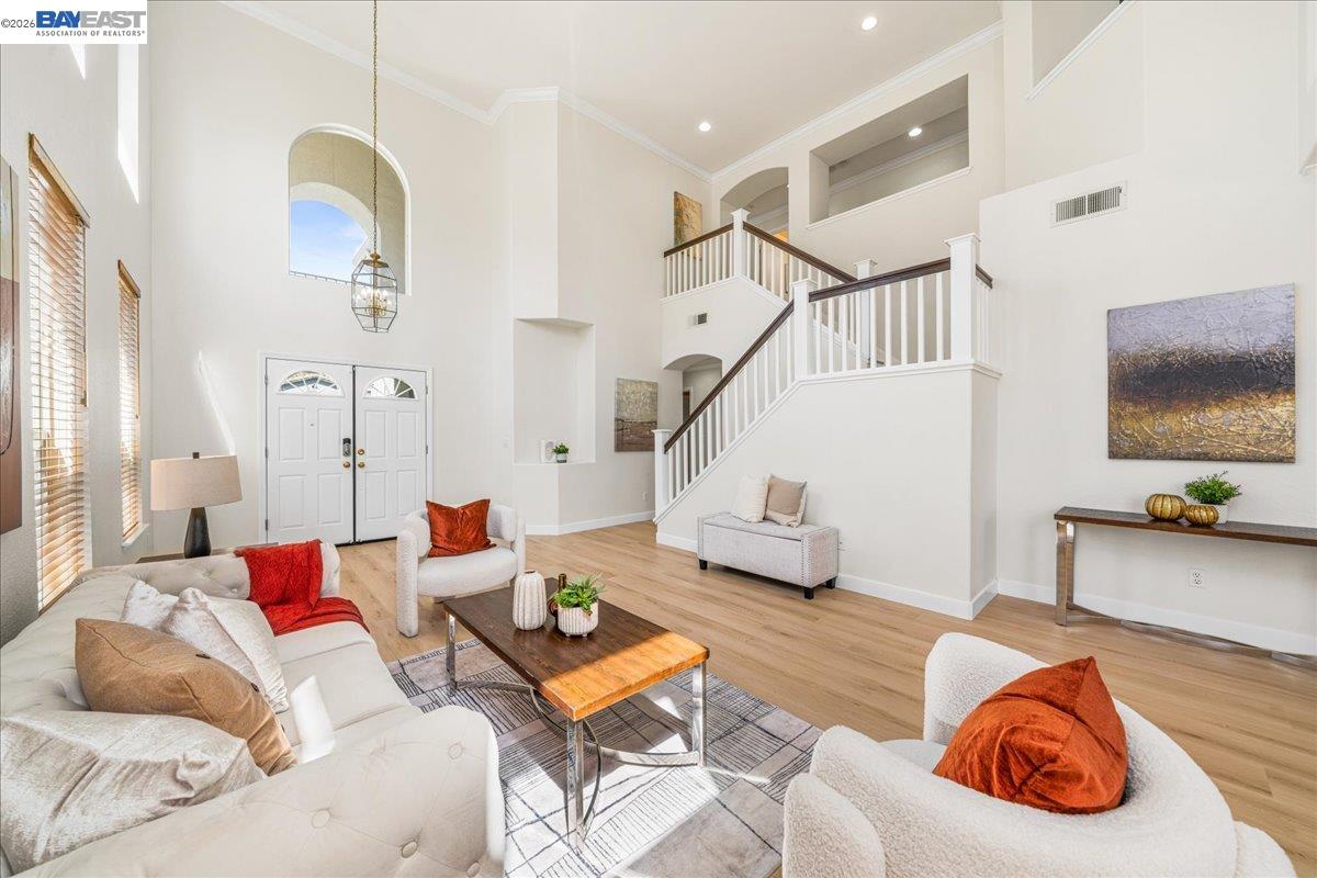 Detail Gallery Image 7 of 60 For 368 Riesling Ct, Fremont,  CA 94539 - 6 Beds | 4 Baths